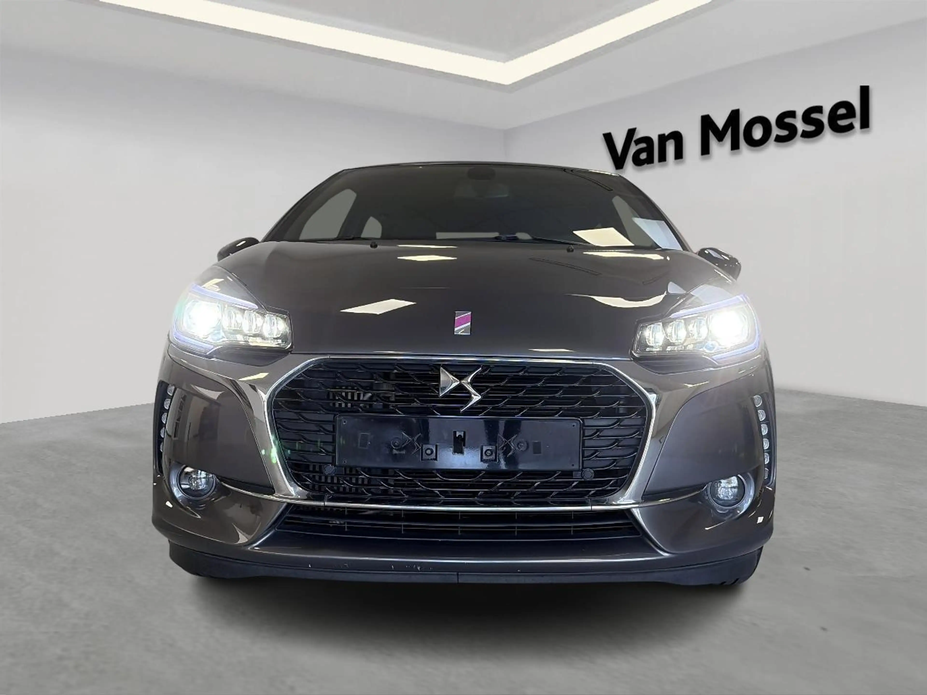 DS Automobiles DS 3 1.2 PureTech 110 EAT Performance Line — photo 2
