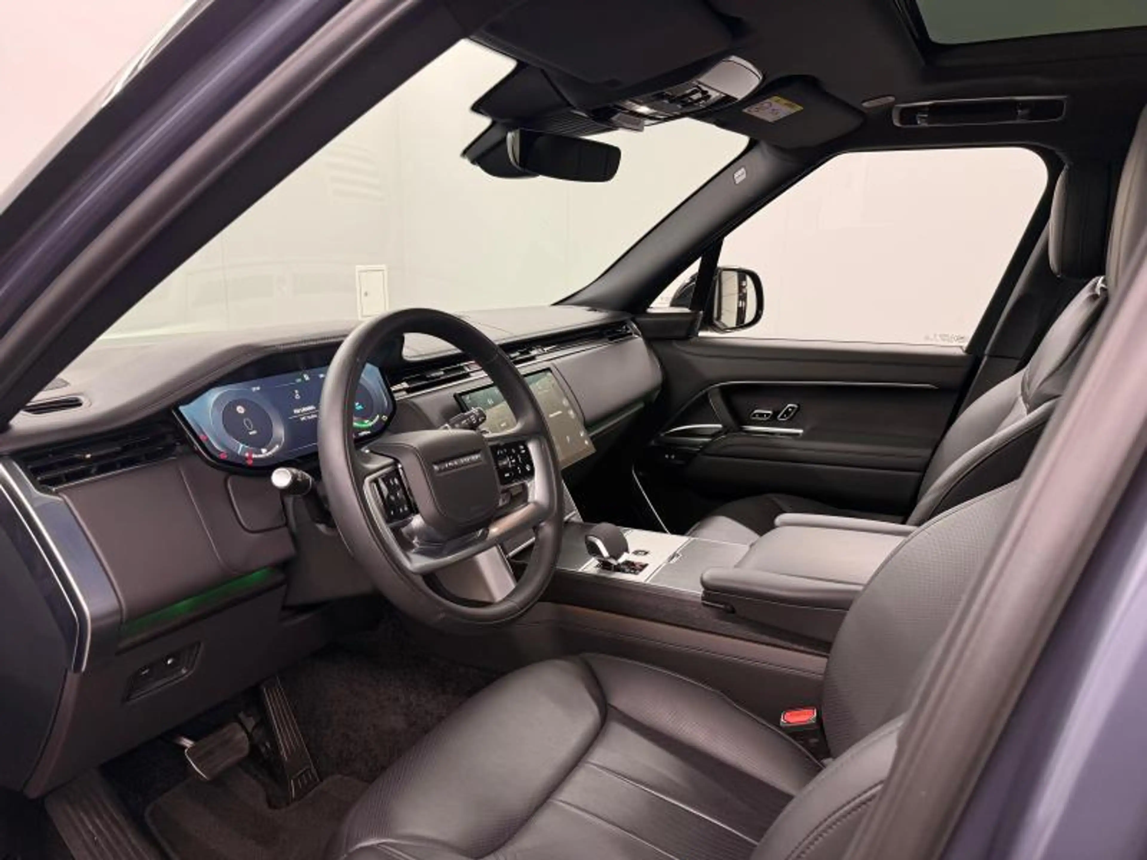 Land Rover Range Rover SWB P460e HSE AWD Auto. 25MY — photo 15