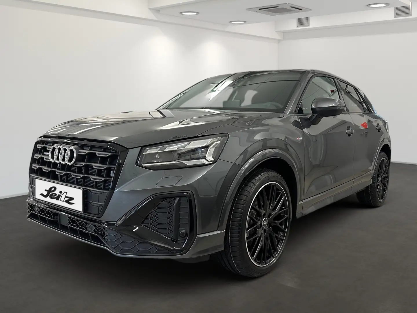 Audi Q2 35 TDI quattro S line *AHK*MATRIX*NAVI*KAMERA* Grau - 2