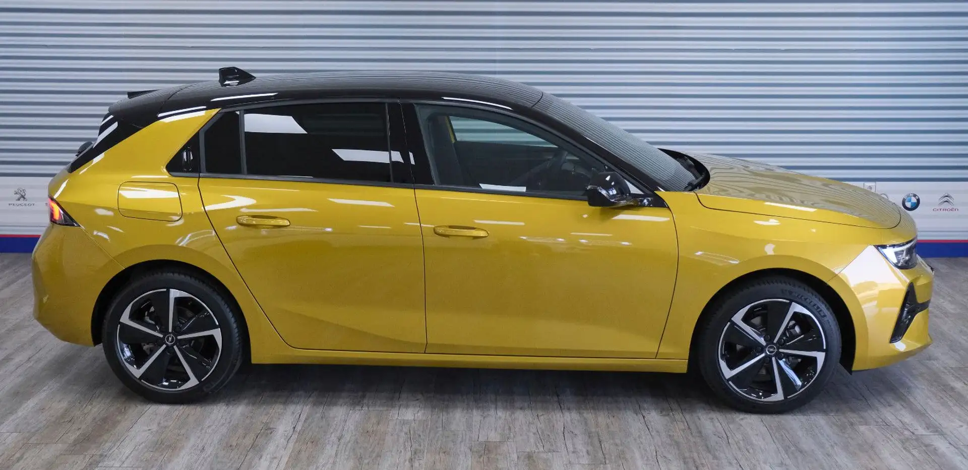 Opel Astra L 1.2 GS *NAVI/HEADUP/HIFI/MATRIX/SHZ/360 Giallo - 2