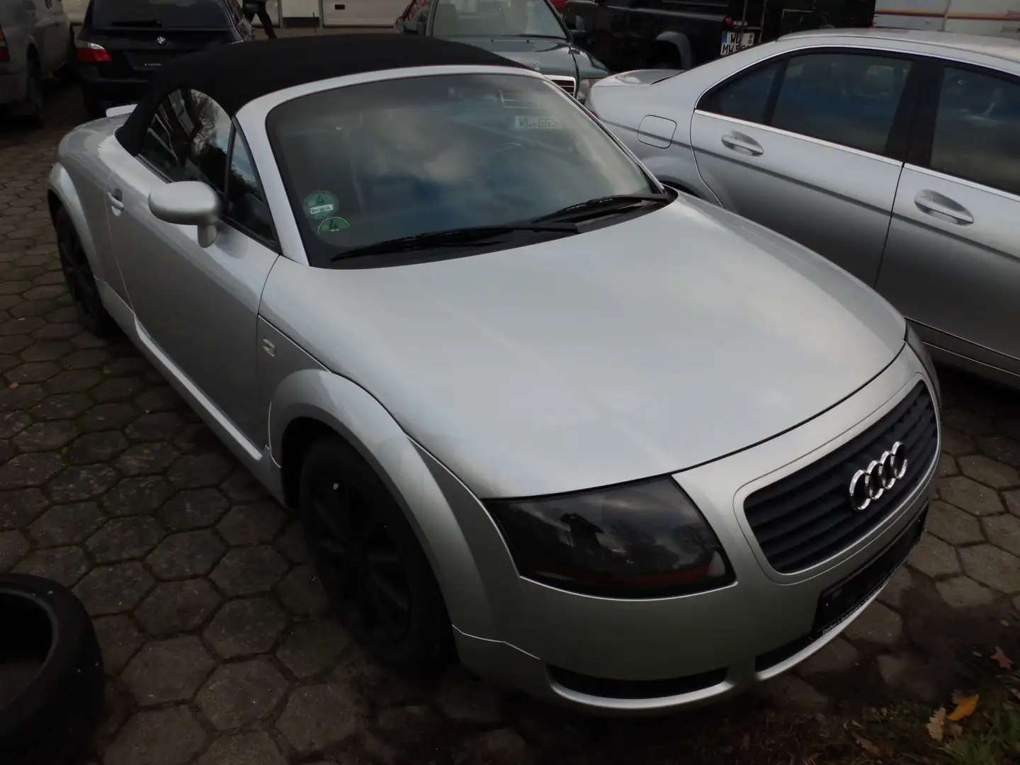Audi TT 1.8 T Roadster (132kW) Grigio - 1