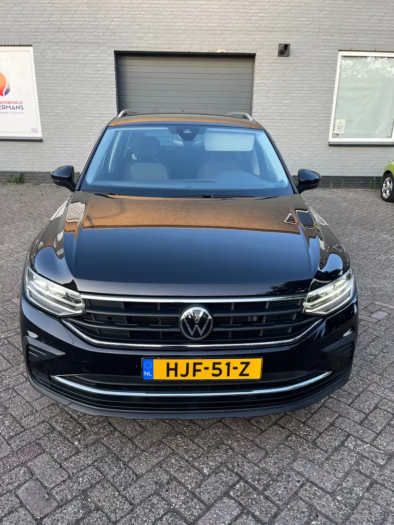 Volkswagen Tiguan Tiguan 1.5 TSI R-Line Bns+ Zwart - 2