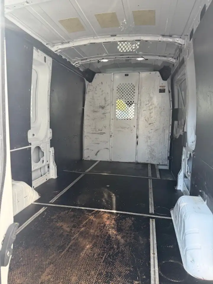Ford Transit Cargo Van снимка Ford Transit Cargo Van