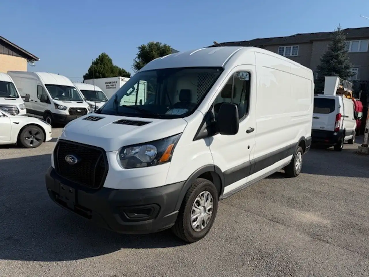 Ford Transit Cargo Van снимка Ford Transit Cargo Van