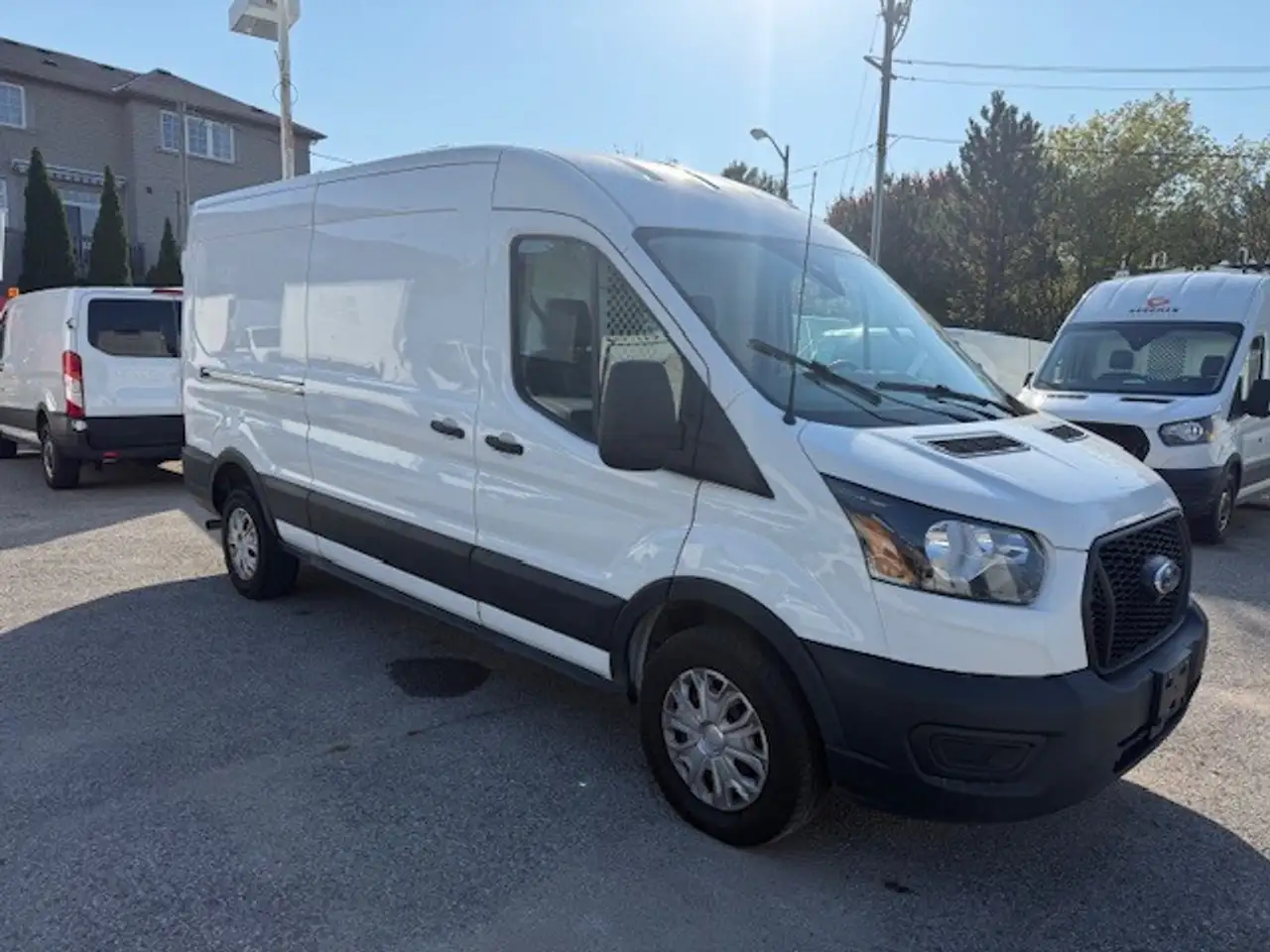 Ford Transit Cargo Van снимка Ford Transit Cargo Van
