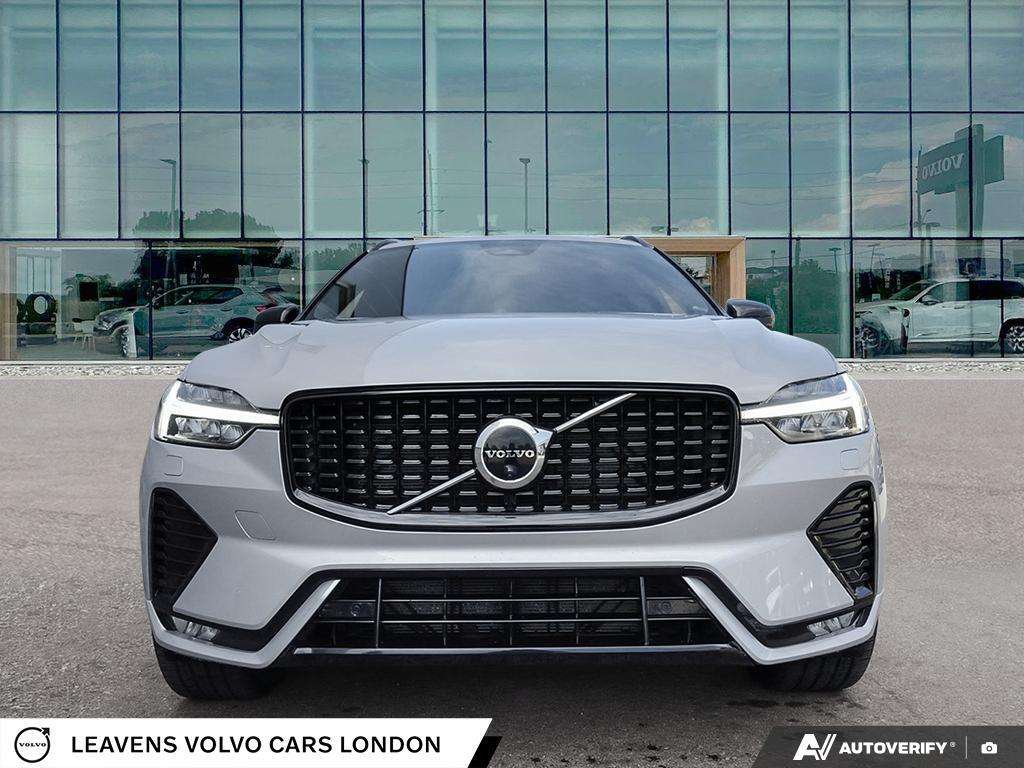 2022 Volvo XC60 R-Design | Clean Carfax | CPO | 3.99% — снимка 1