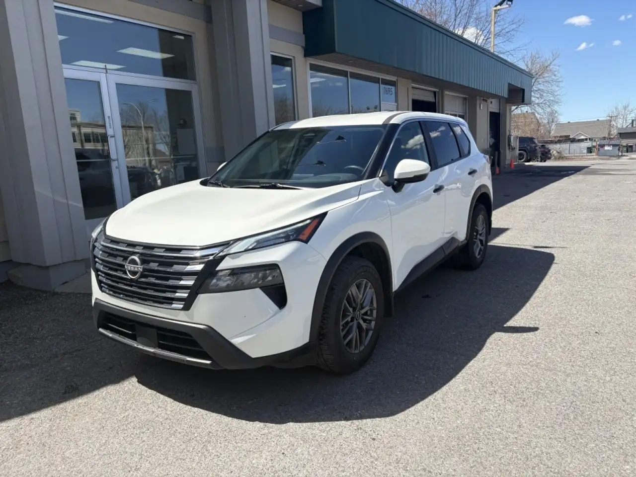 Nissan Rogue снимка Nissan Rogue