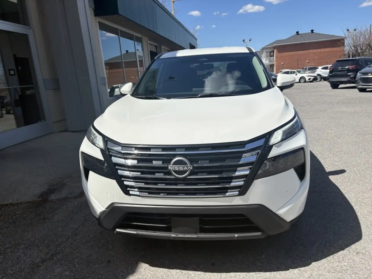 Nissan Rogue снимка Nissan Rogue