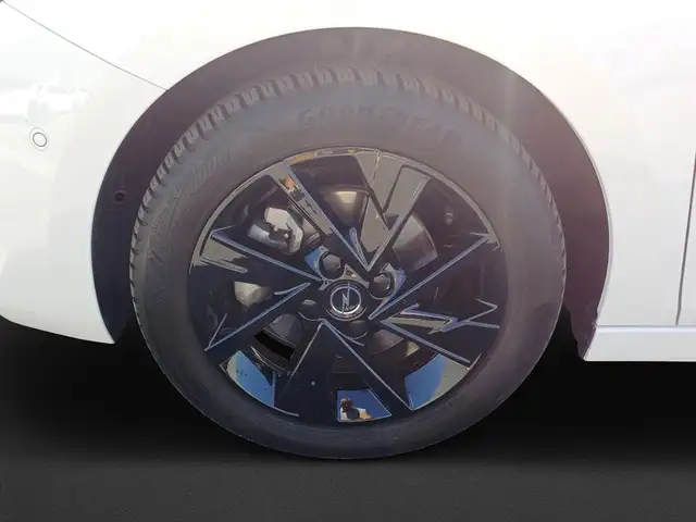 Opel Corsa view 8