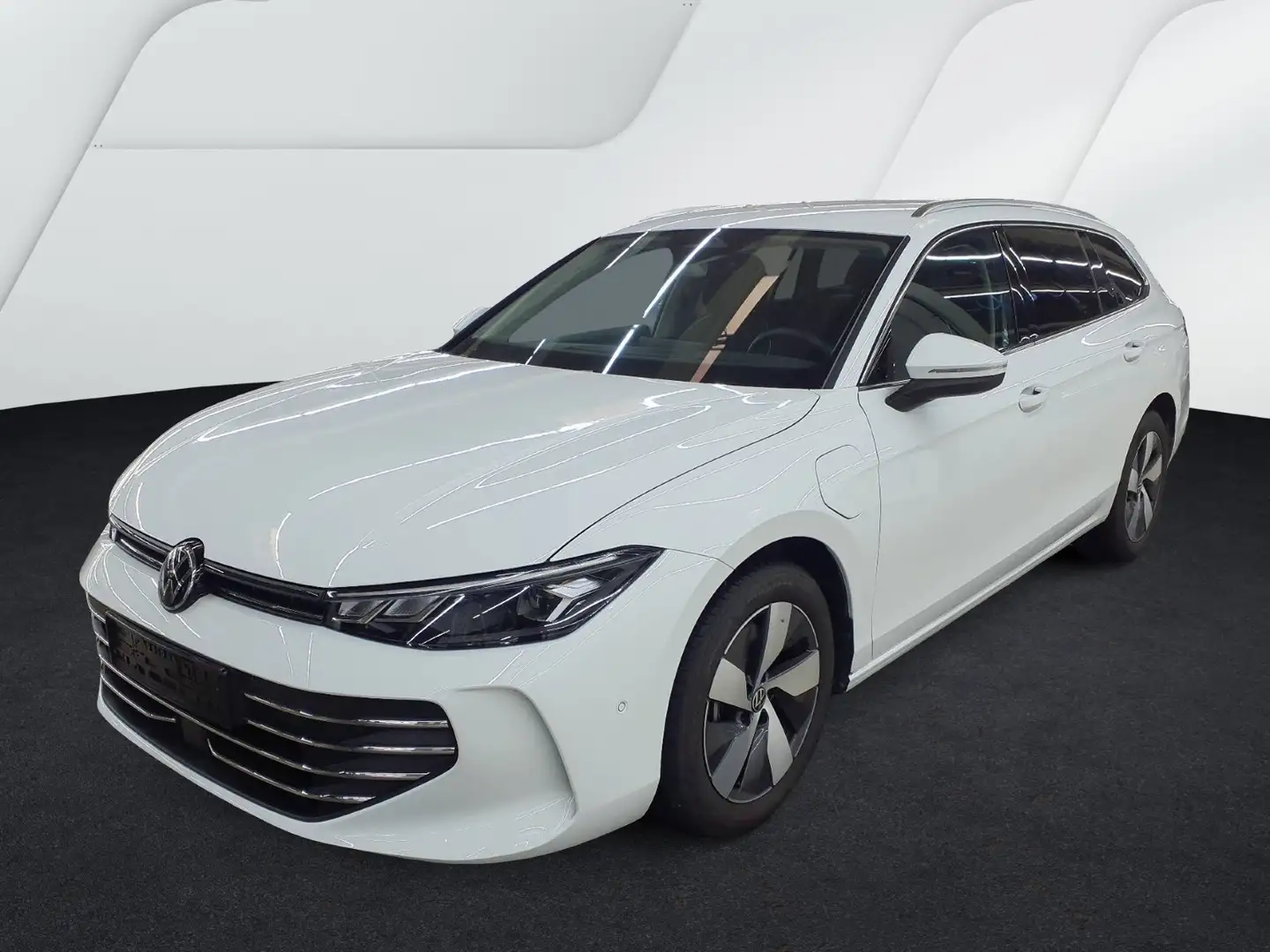 Volkswagen Passat Variant Business 1.5 eHybrid AHK/HuD/Navi Weiß - 2