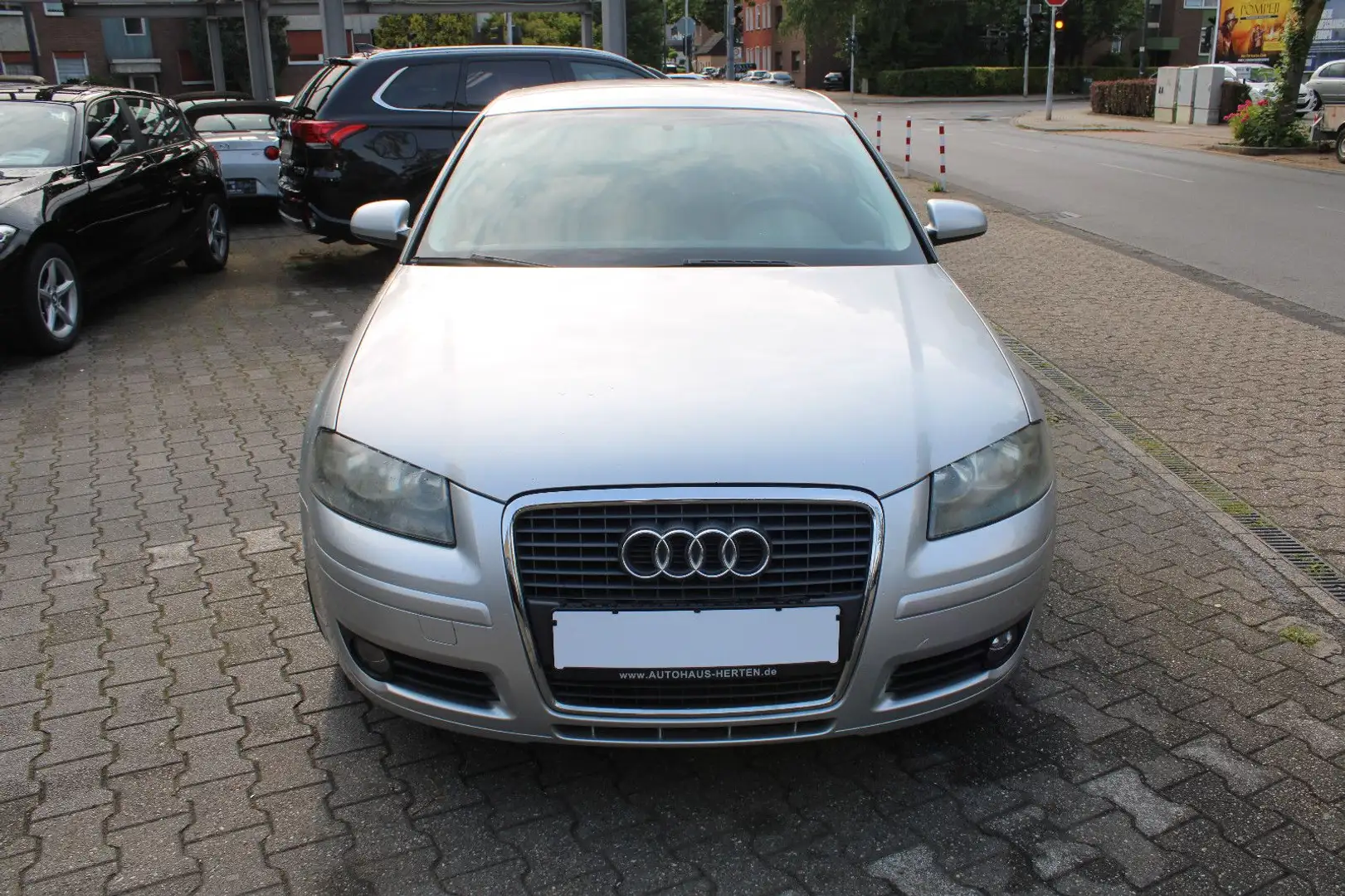 Audi A3 2.0 TDI Ambition*3-TÜRIG*KLIMATRONIC*ALU* Silber - 2