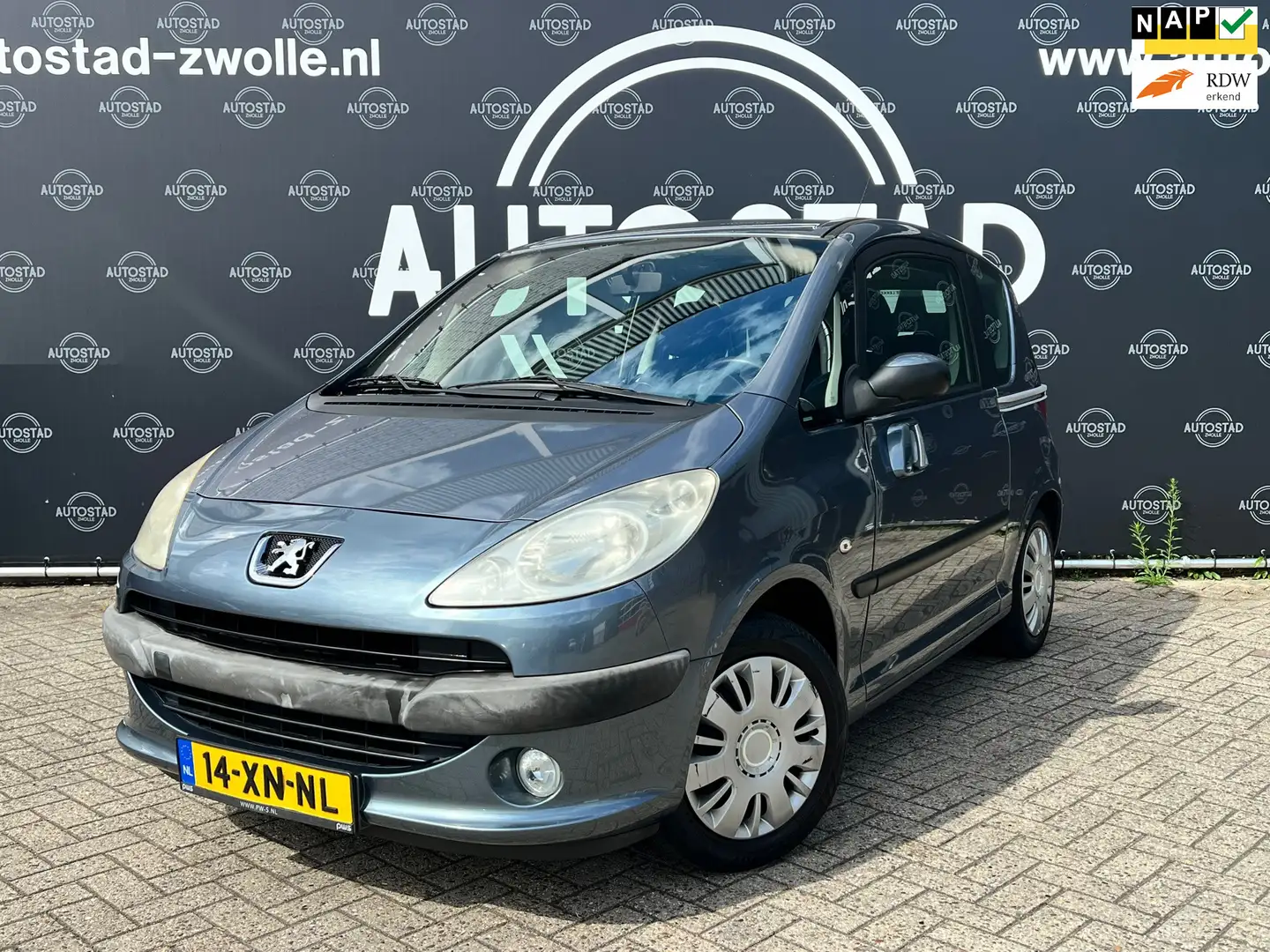 Peugeot 1007 1.4 Gentry NL-Auto/NAP/APK/Airco/2 Elektrische Sch Grijs - 1