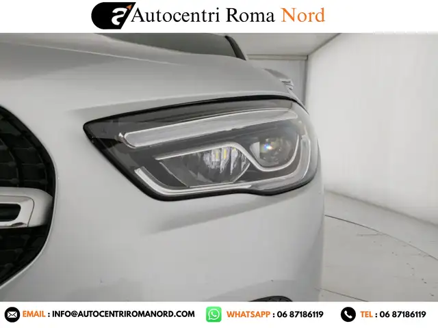 Mercedes-Benz GLA view 12