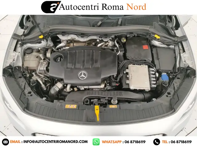 Mercedes-Benz GLA view 15