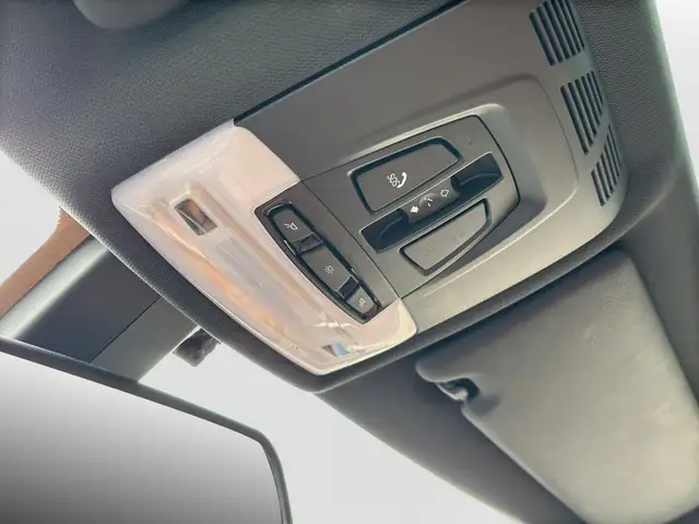 BMW 3 Series view 15