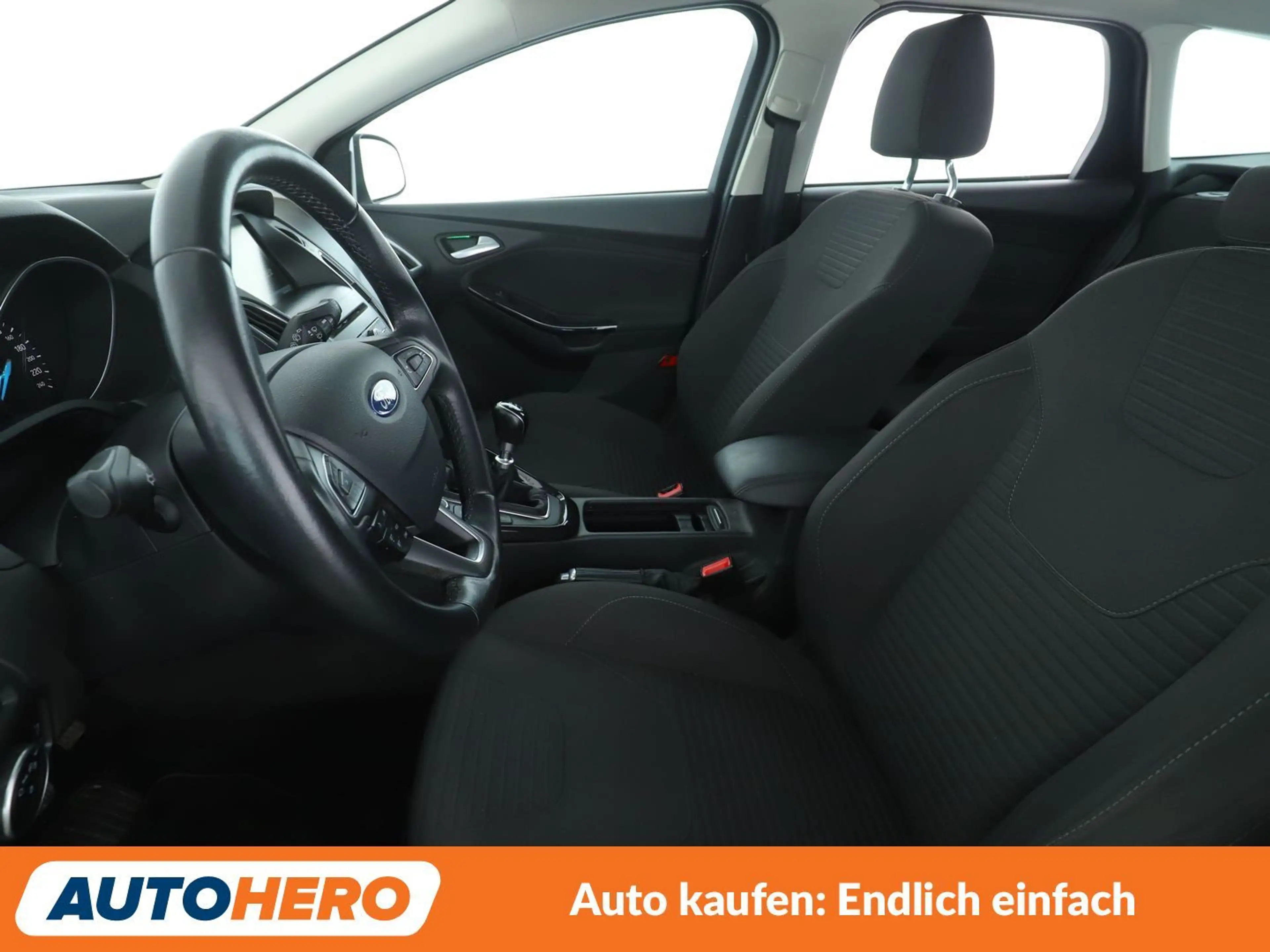 Ford Focus 1.5 TDCi Titanium*NAVI*TEMPO*CAM* — photo 10