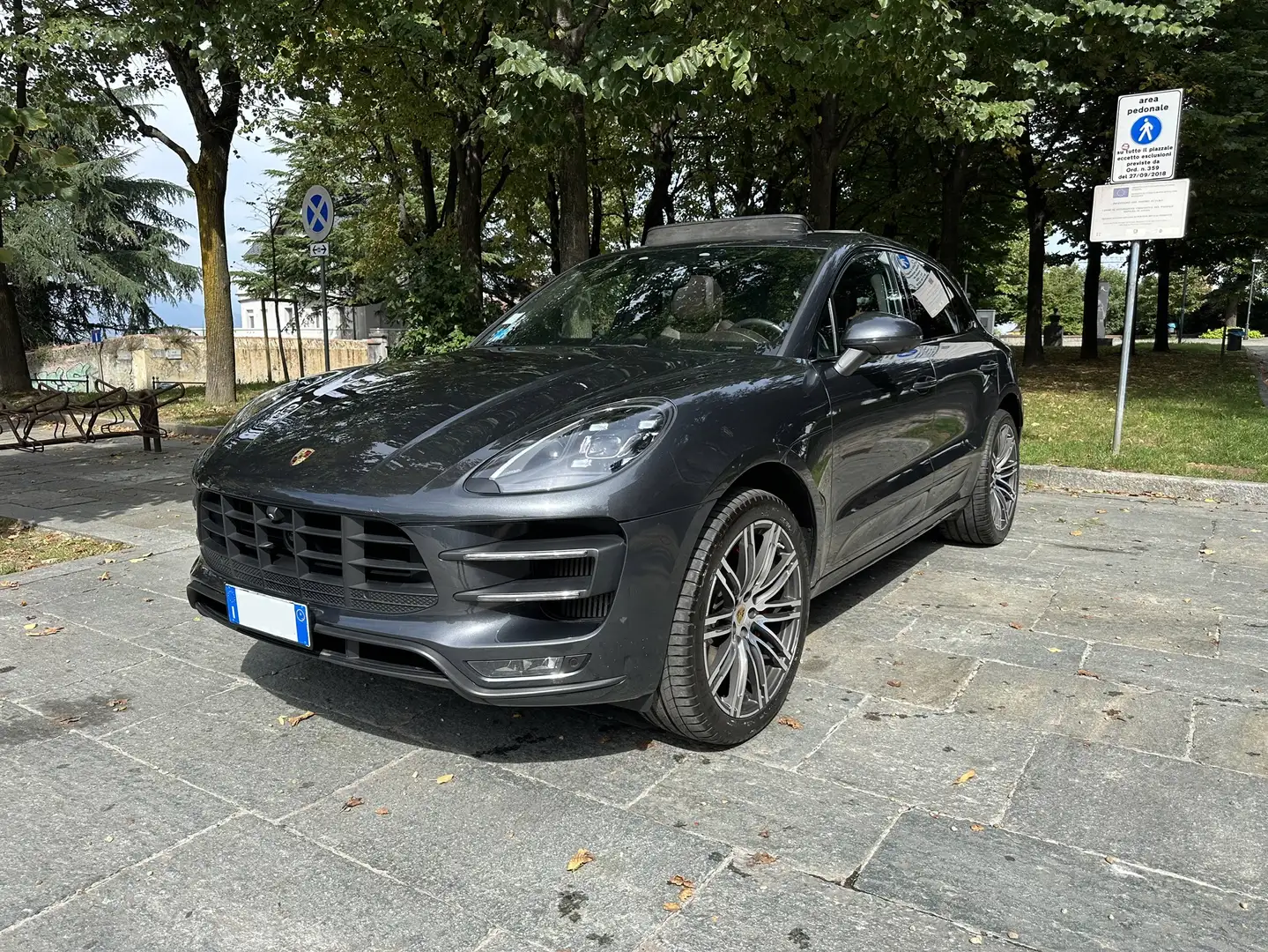 Porsche Macan Macan 3.6 Turbo 400cv PDK FULL OPTIONAL Grigio - 1