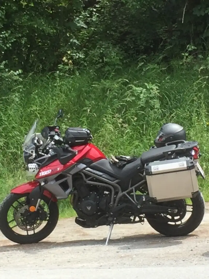 Triumph Tiger 800 XRT Rouge - 1