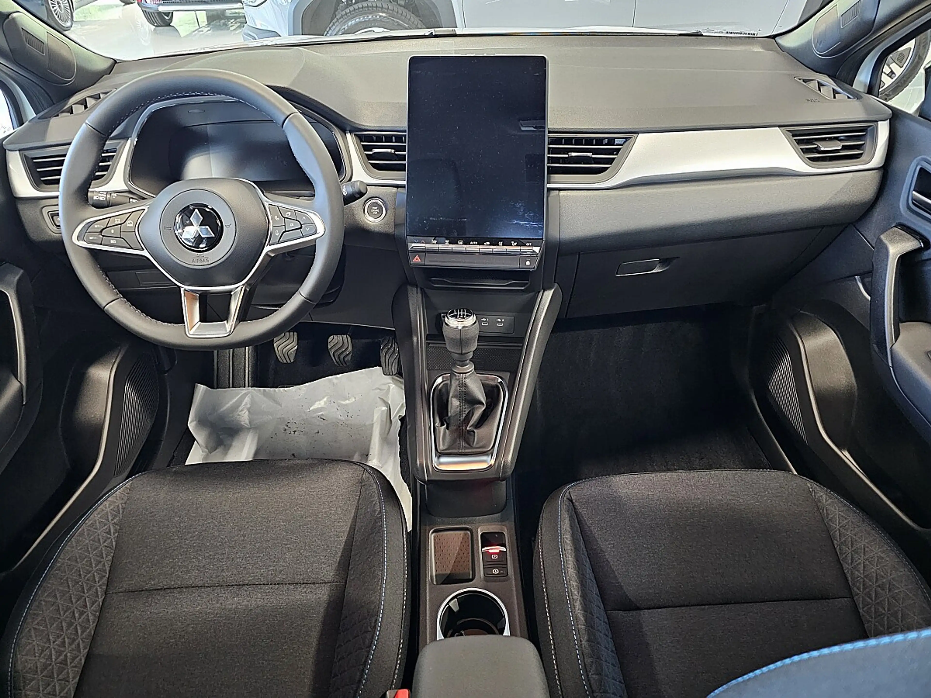Mitsubishi Grandis 1,3 Petrol Invite C 26 — photo 9