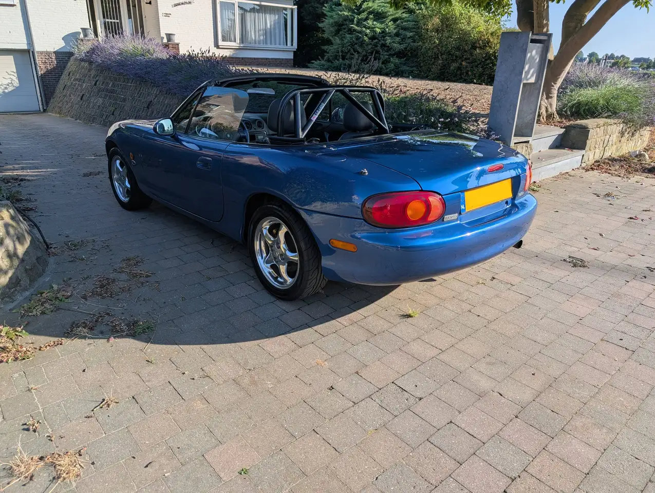 Mazda MX-5 1.8i 10th Anniversary, foto 3