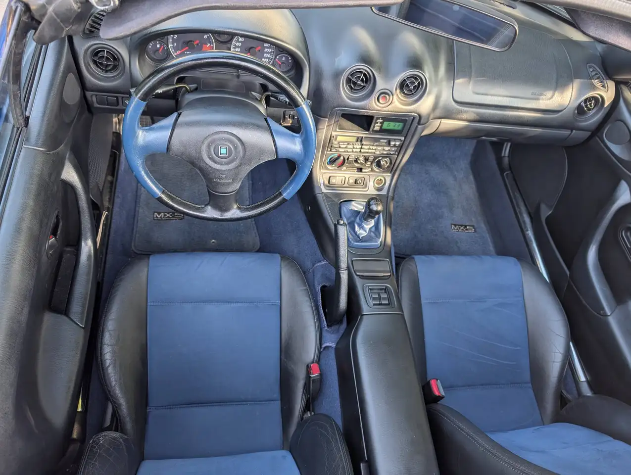 Mazda MX-5 1.8i 10th Anniversary, foto 12