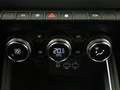 Renault Clio 1.6 E-Tech Hybrid 140 Intens Blauw - thumbnail 24