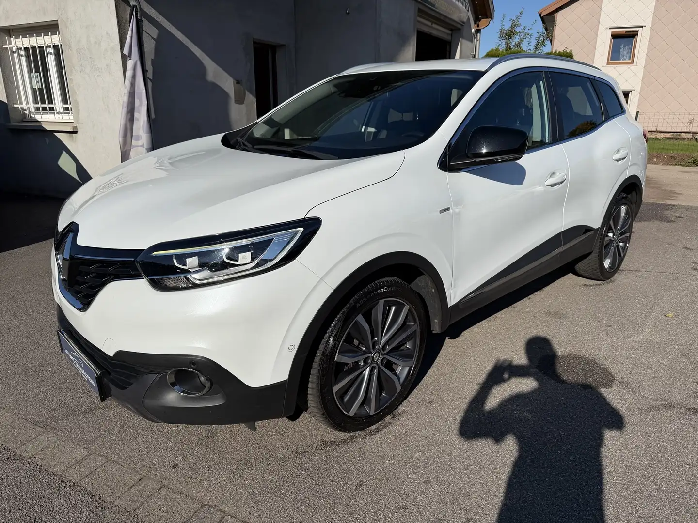 Renault Kadjar 1.2 TCE 130CH ENERGY INTENS EDC Weiß - 1