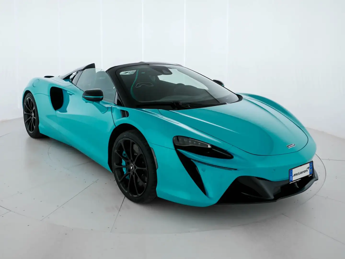 McLaren Artura Spider MY25 - MCLAREN MILANO Modrá - 1