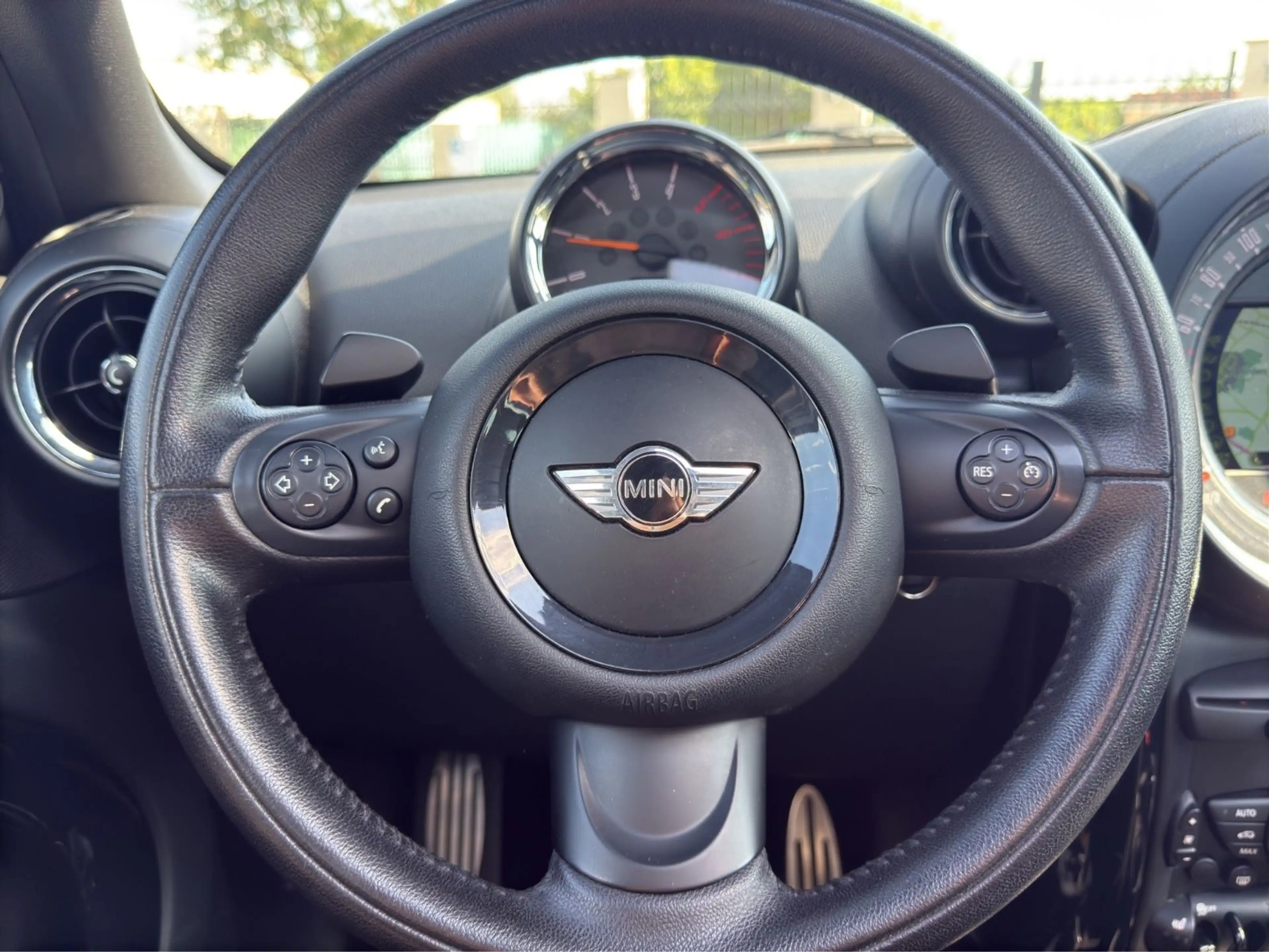 MINI Cooper SD Countryman Cooper SD All4 — photo 15