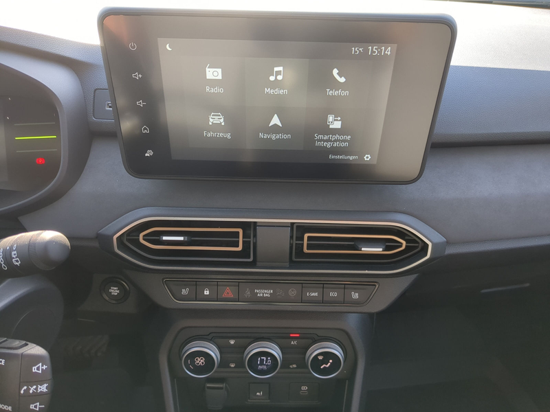 Dacia Jogger Hybrid 140 Extreme SHZ+PDC+RFK+Navi — photo 10