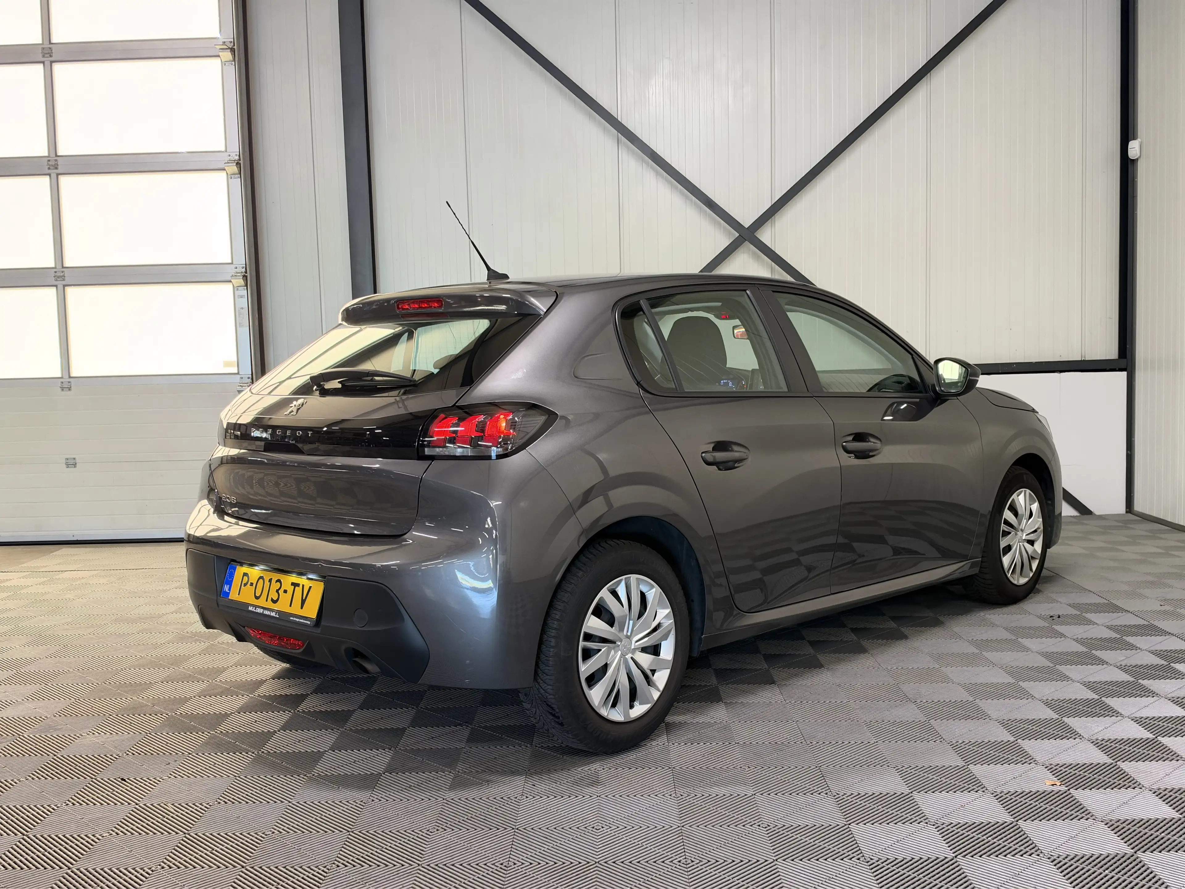 Peugeot 208 1.2 PureTech | Active 5-Drs | Airco | Cruise | Nav — photo 2
