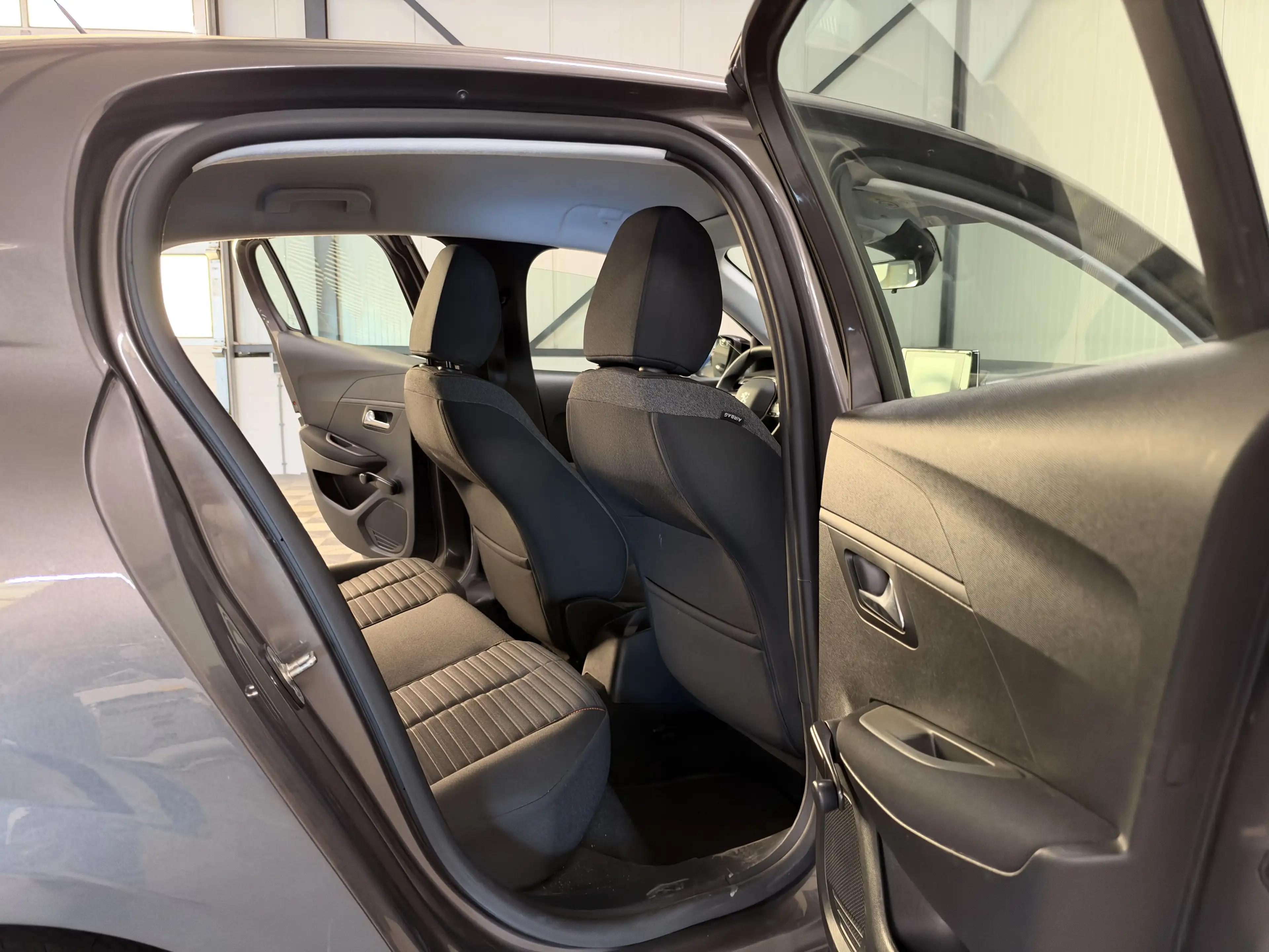 Peugeot 208 1.2 PureTech | Active 5-Drs | Airco | Cruise | Nav — photo 5