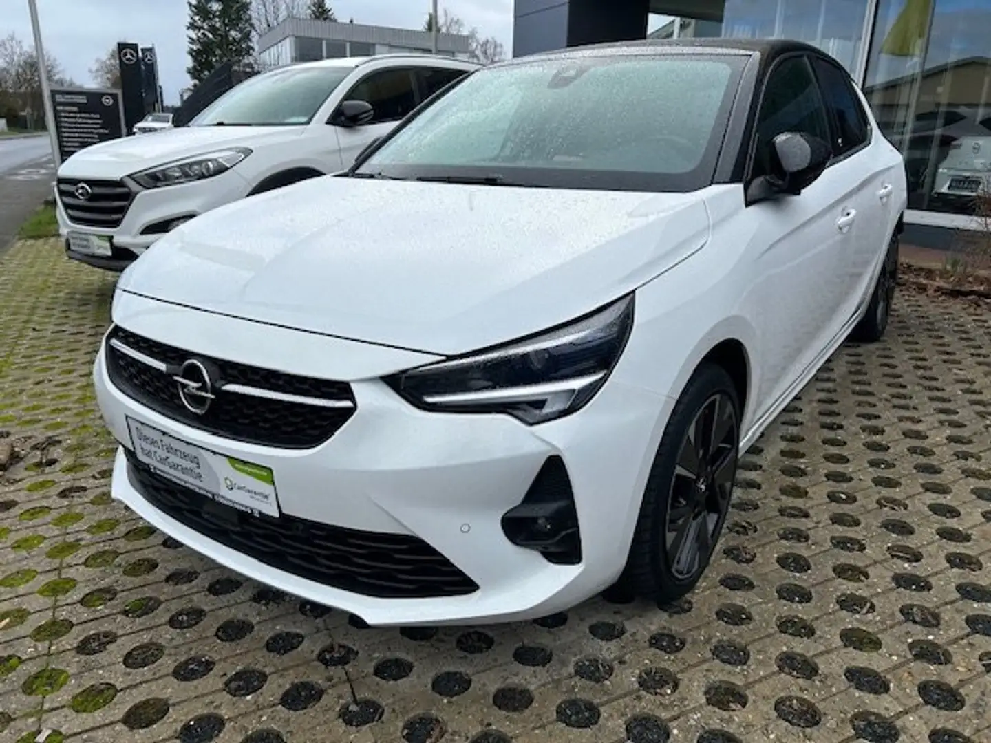 Opel Corsa-e e Ultimate Weiß - 1