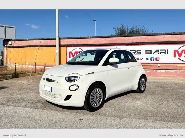 Fiat 500C E ACTION BERLINA 42KW