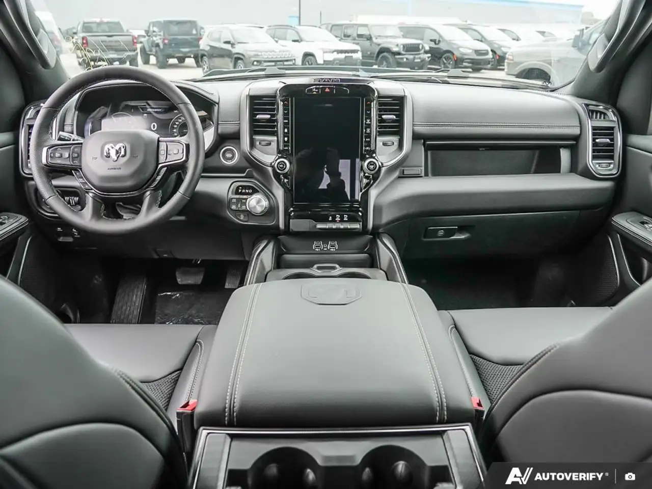 RAM 1500 снимка RAM 1500