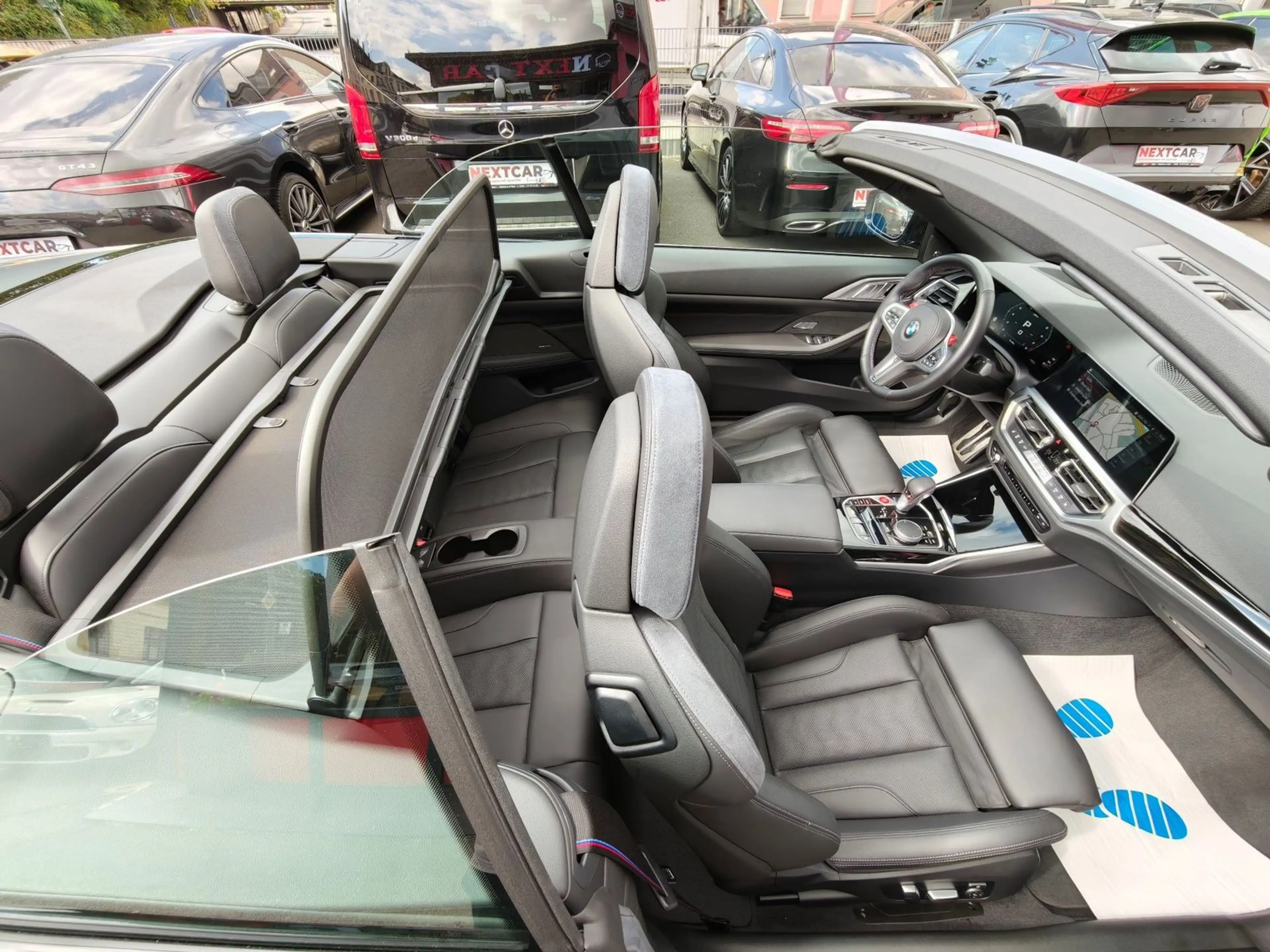 BMW M4 Competition Competition xDrive — photo 12