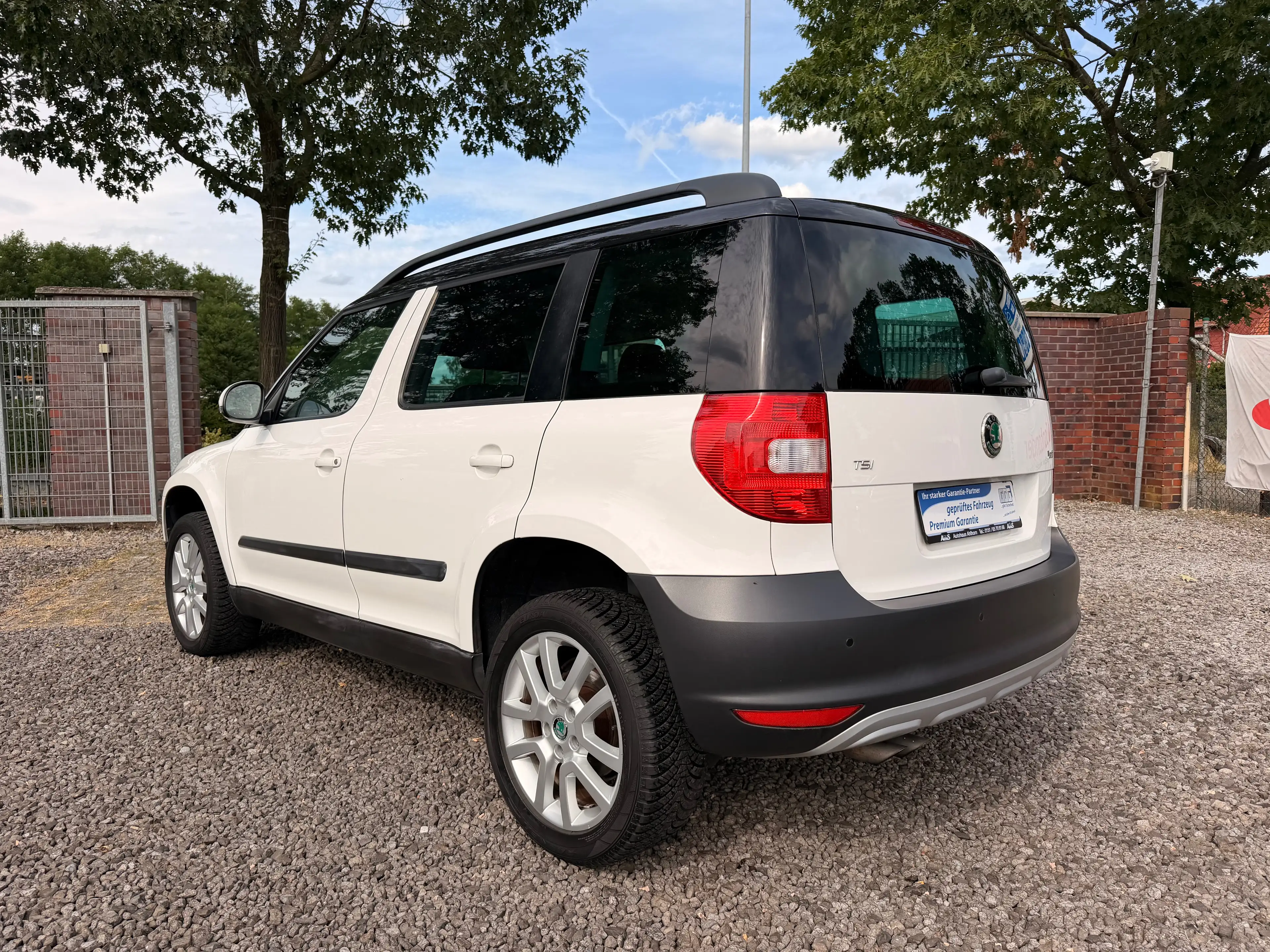 Skoda Yeti Ambition Plus Edition — photo 4