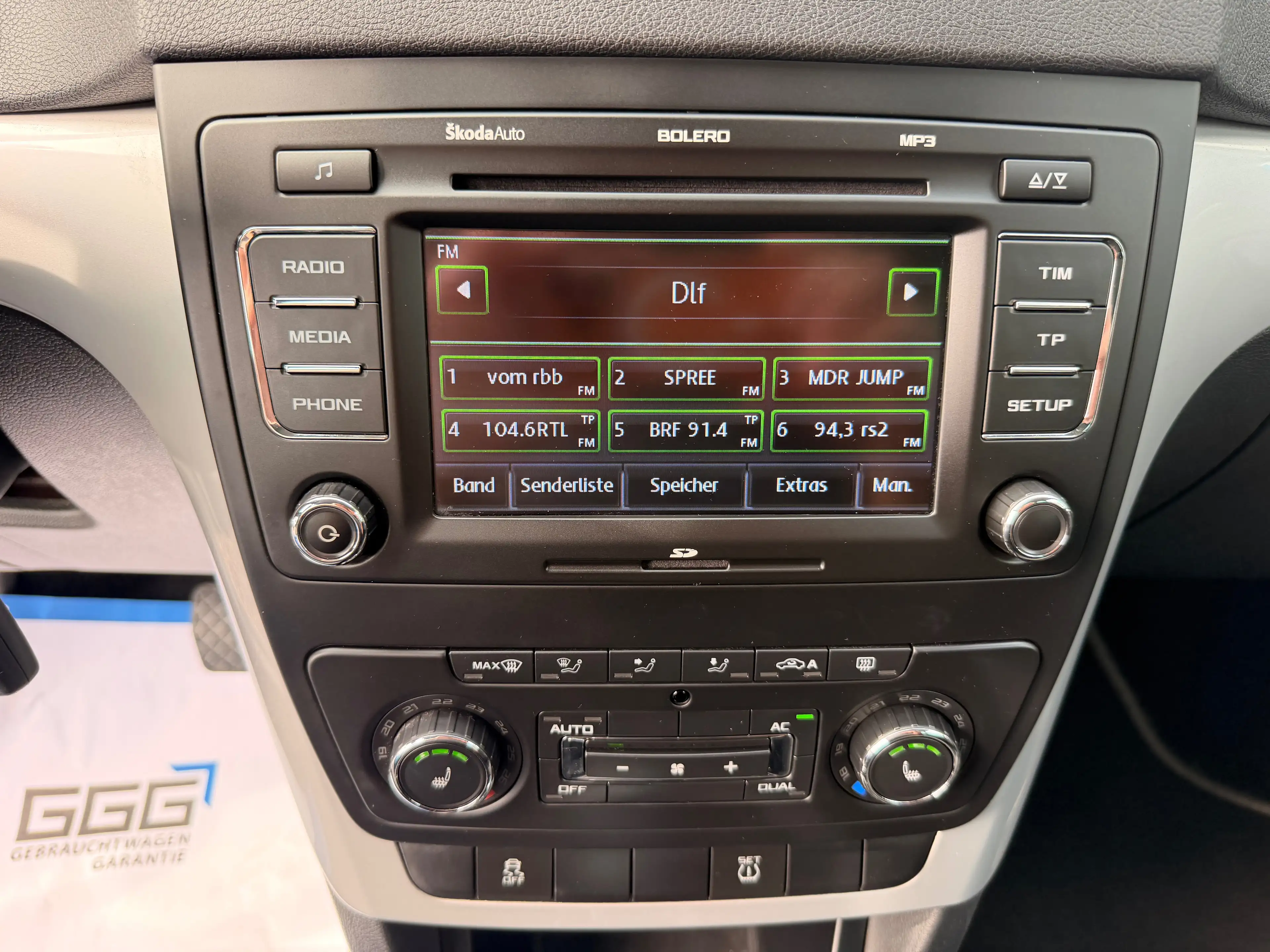 Skoda Yeti Ambition Plus Edition — photo 15