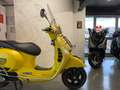 Vespa GTS 125 Jaune - thumbnail 3