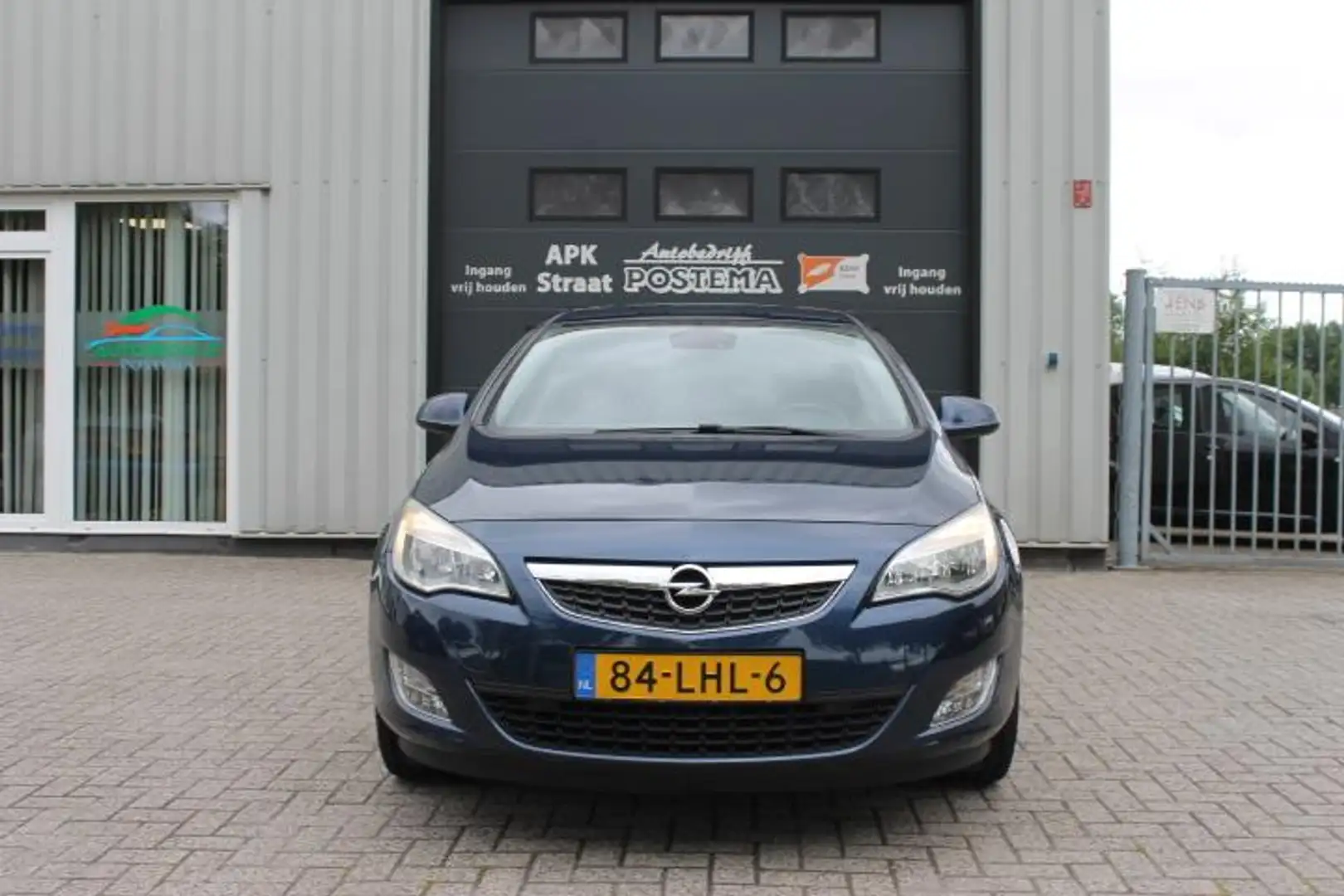 Opel Astra 1.4 Turbo Cosmo Blauw - 2