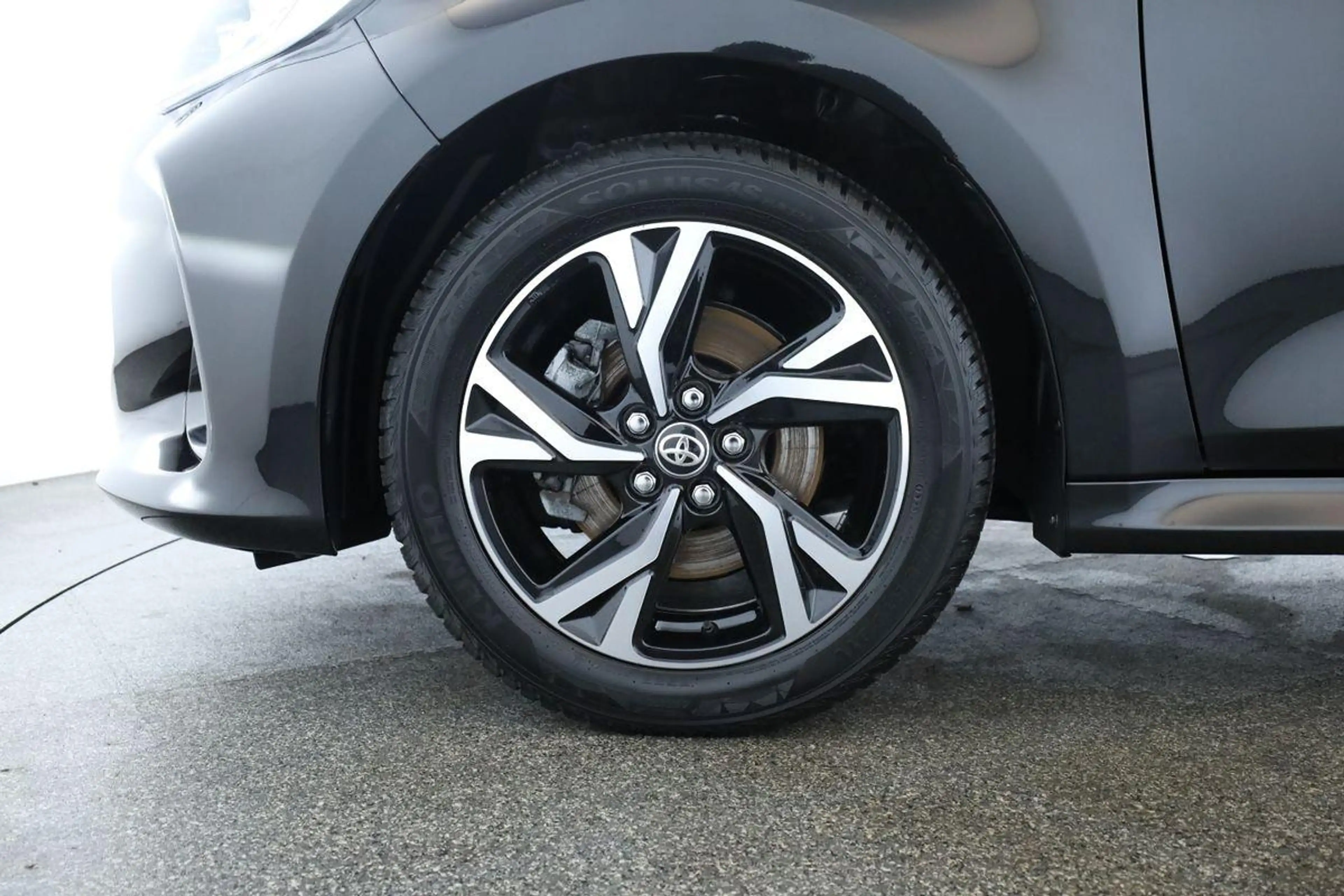 Toyota Yaris Hybrid 116 Teamplayer LED App SHZ Key Kam — photo 7