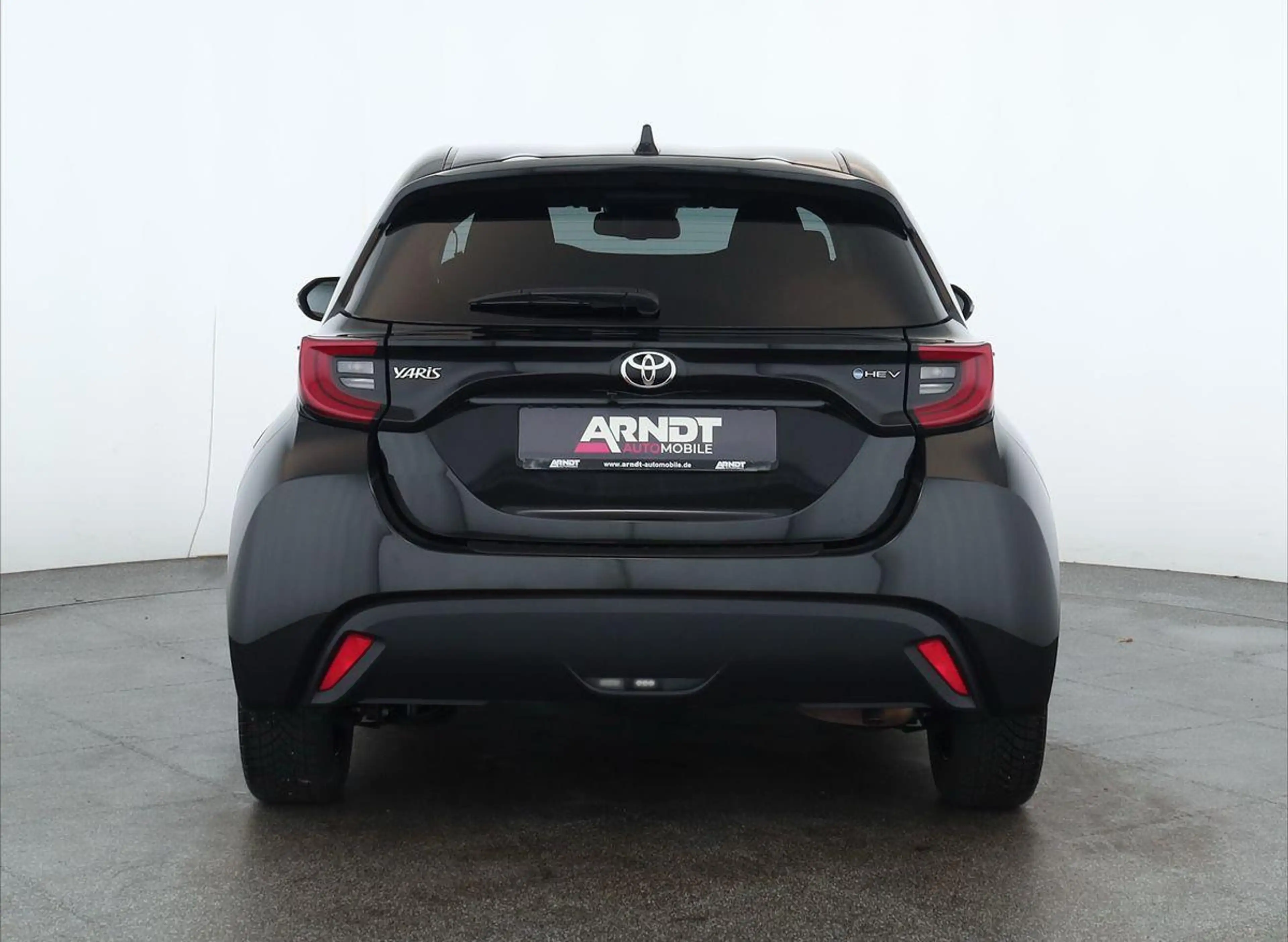 Toyota Yaris Hybrid 116 Teamplayer LED App SHZ Key Kam — photo 6