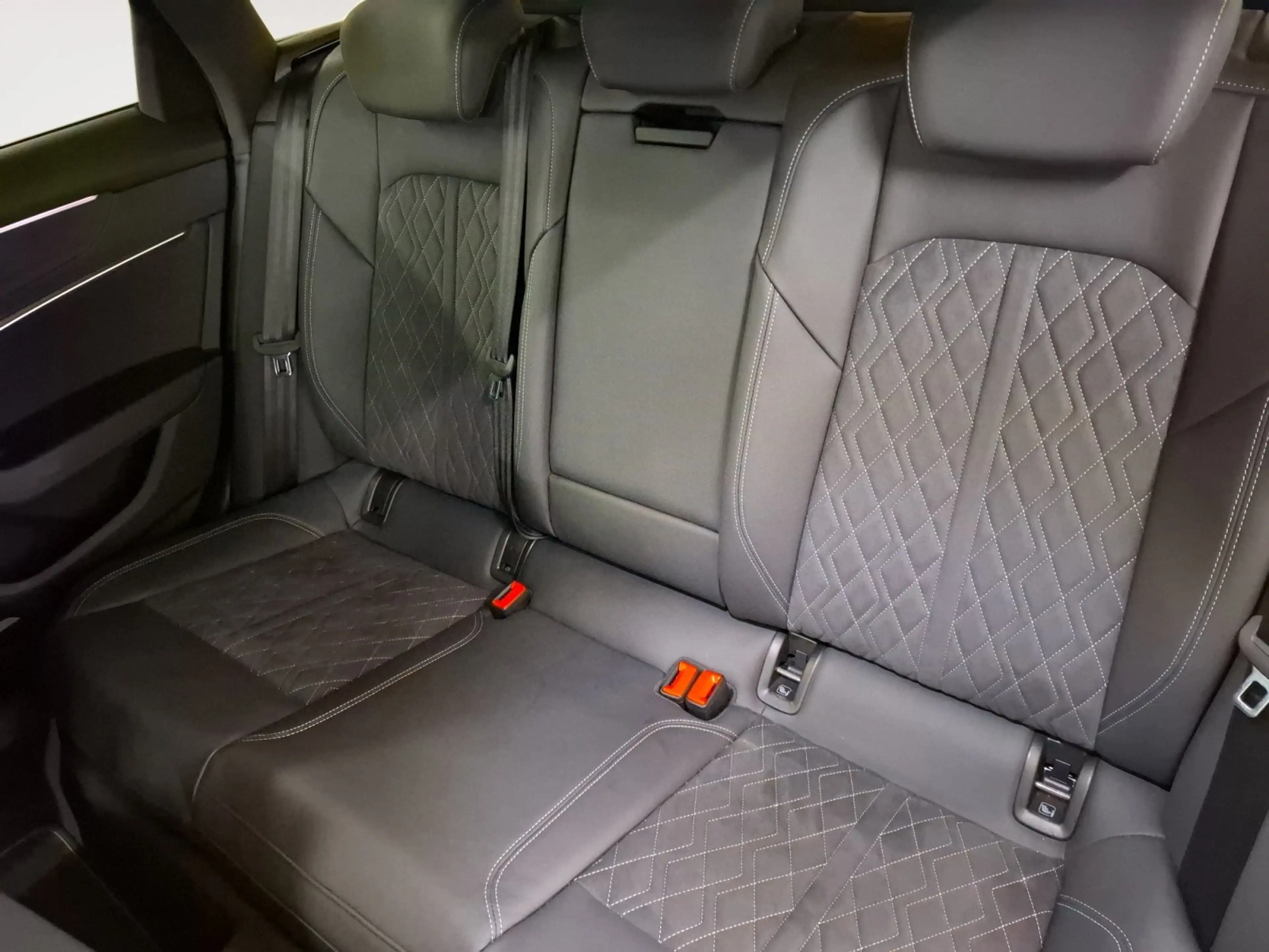 Audi S6 Avant 3.0 TDI quattro Matrix Pano B&O RFK Navi — photo 9