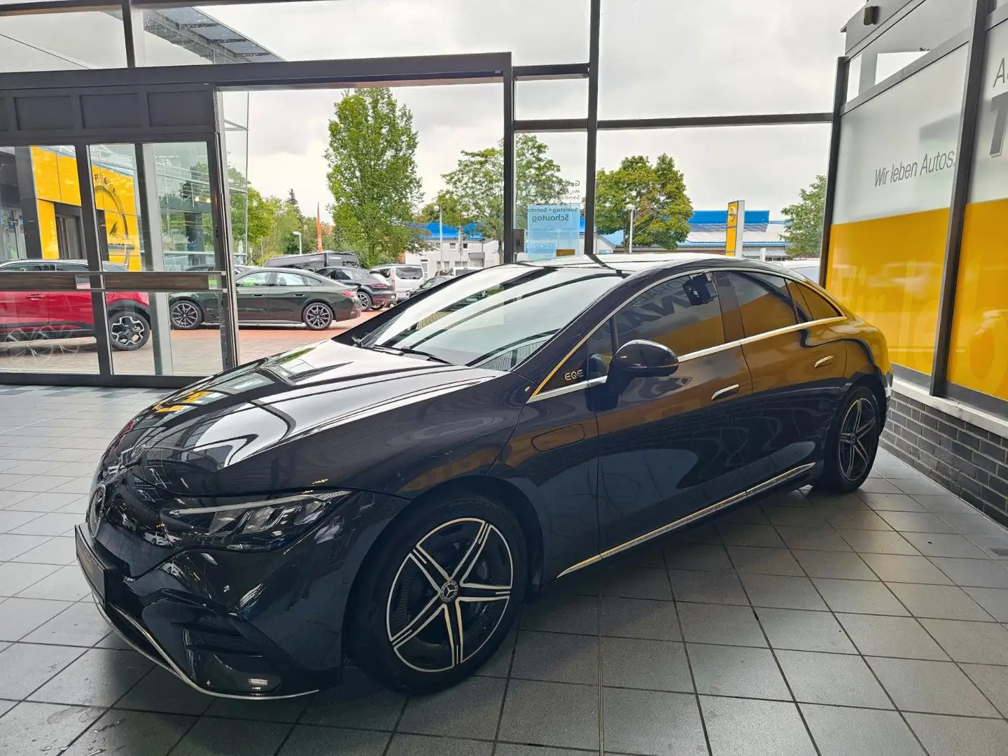 Mercedes-Benz EQE 350 AMG Edition ACC Memory eHeckkl. Grijs - 2