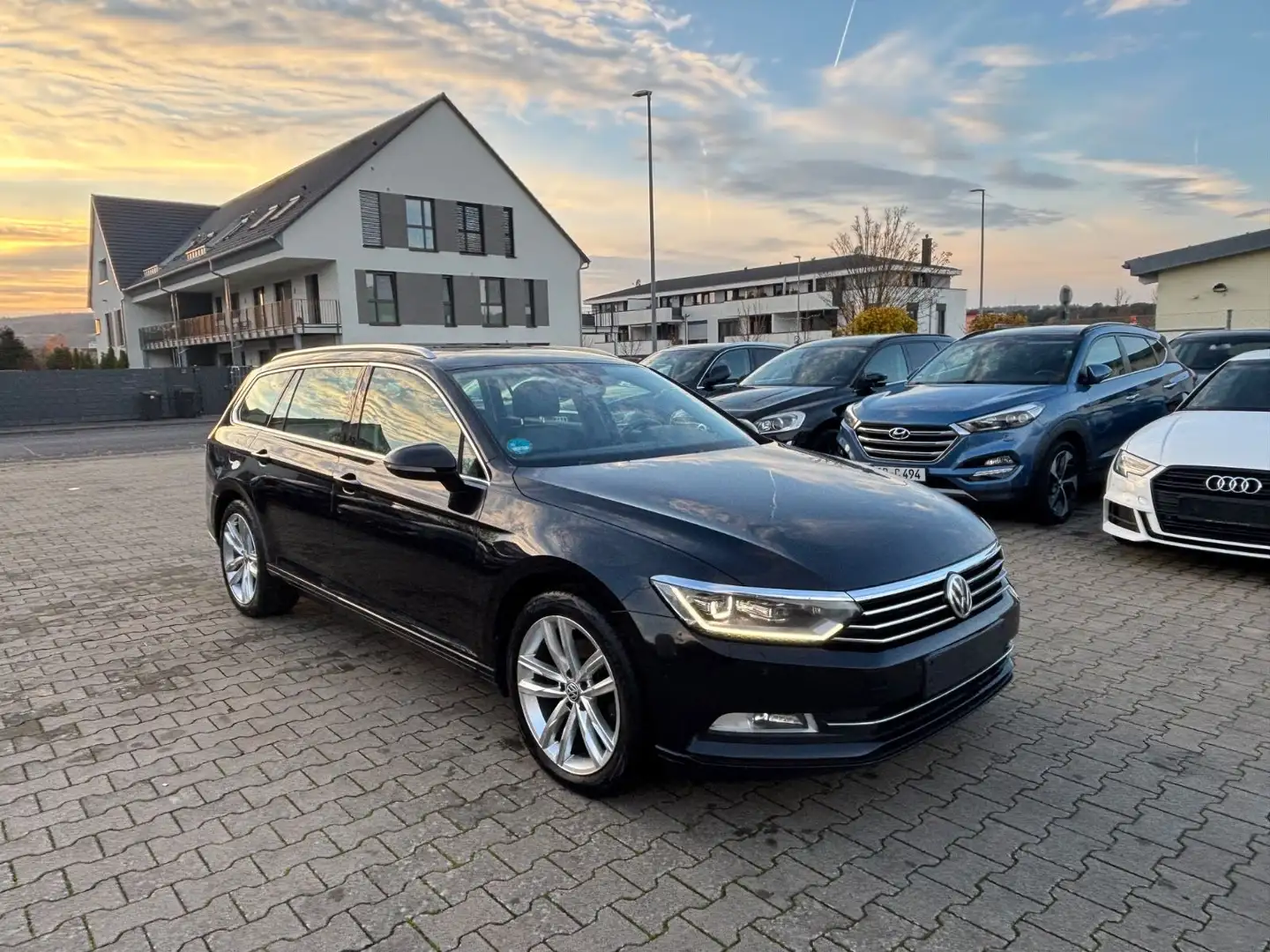 Volkswagen Passat Variant 2.0 TDI Comfortline DSG LED Leder - 2
