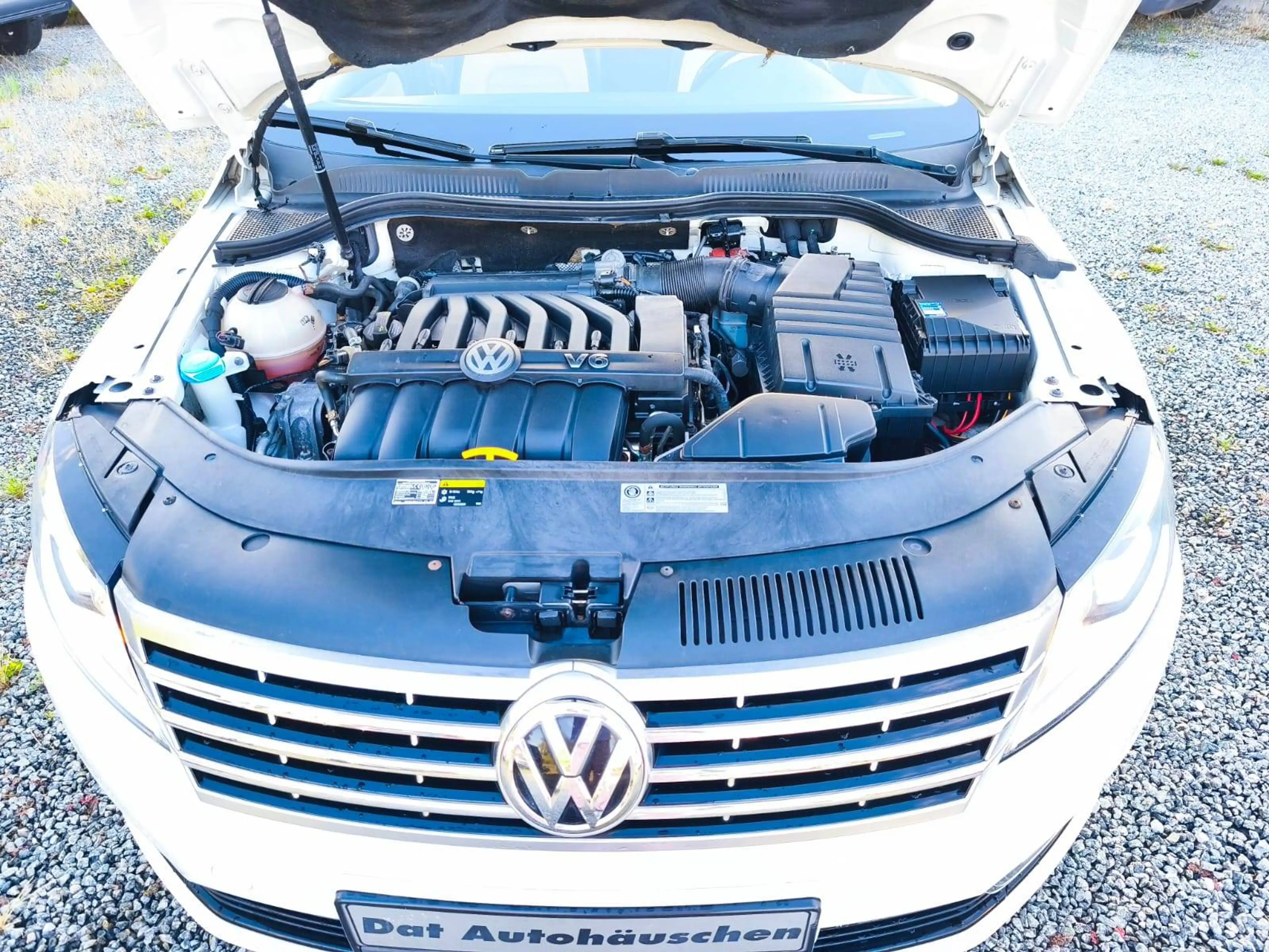 Volkswagen CC Passat 3,6 V6 DSG 4Motion — photo 12