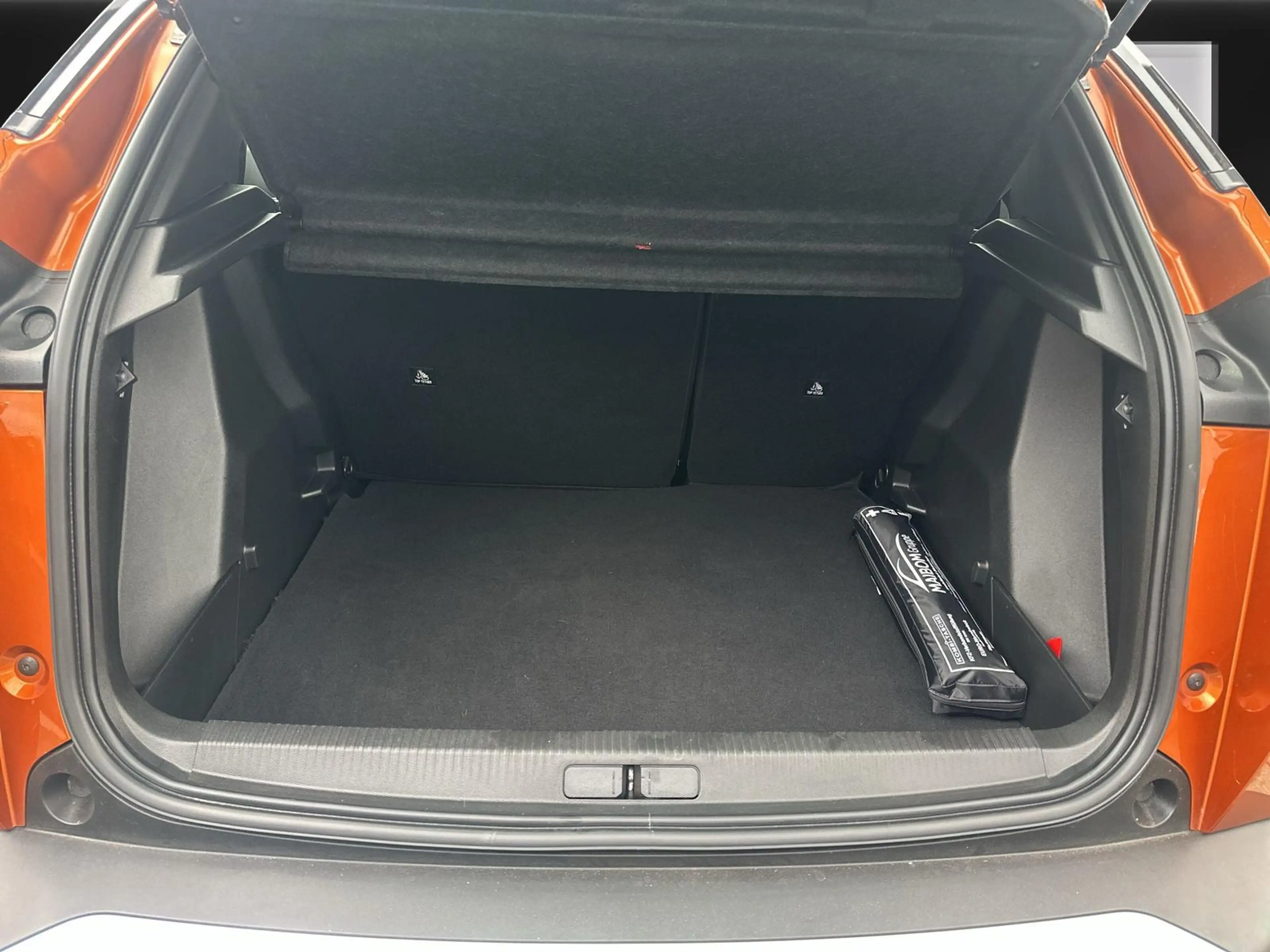 Peugeot 2008 Active 100 ++ Sitzheizung ++ — photo 8