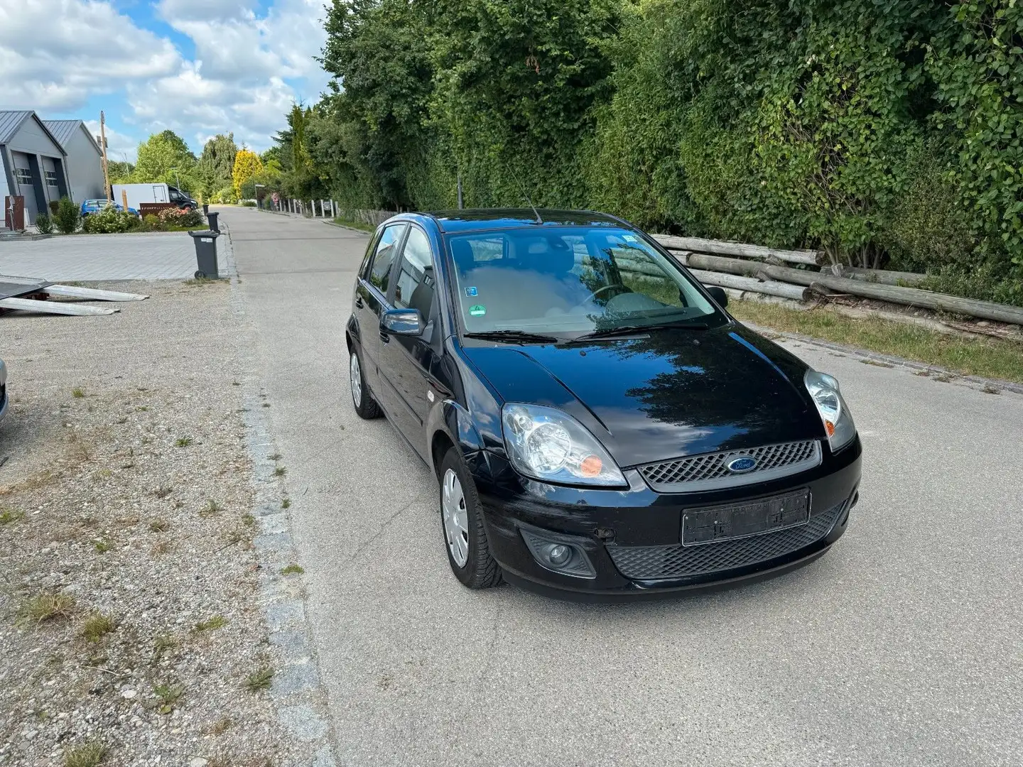 Ford Fiesta Style Noir - 1