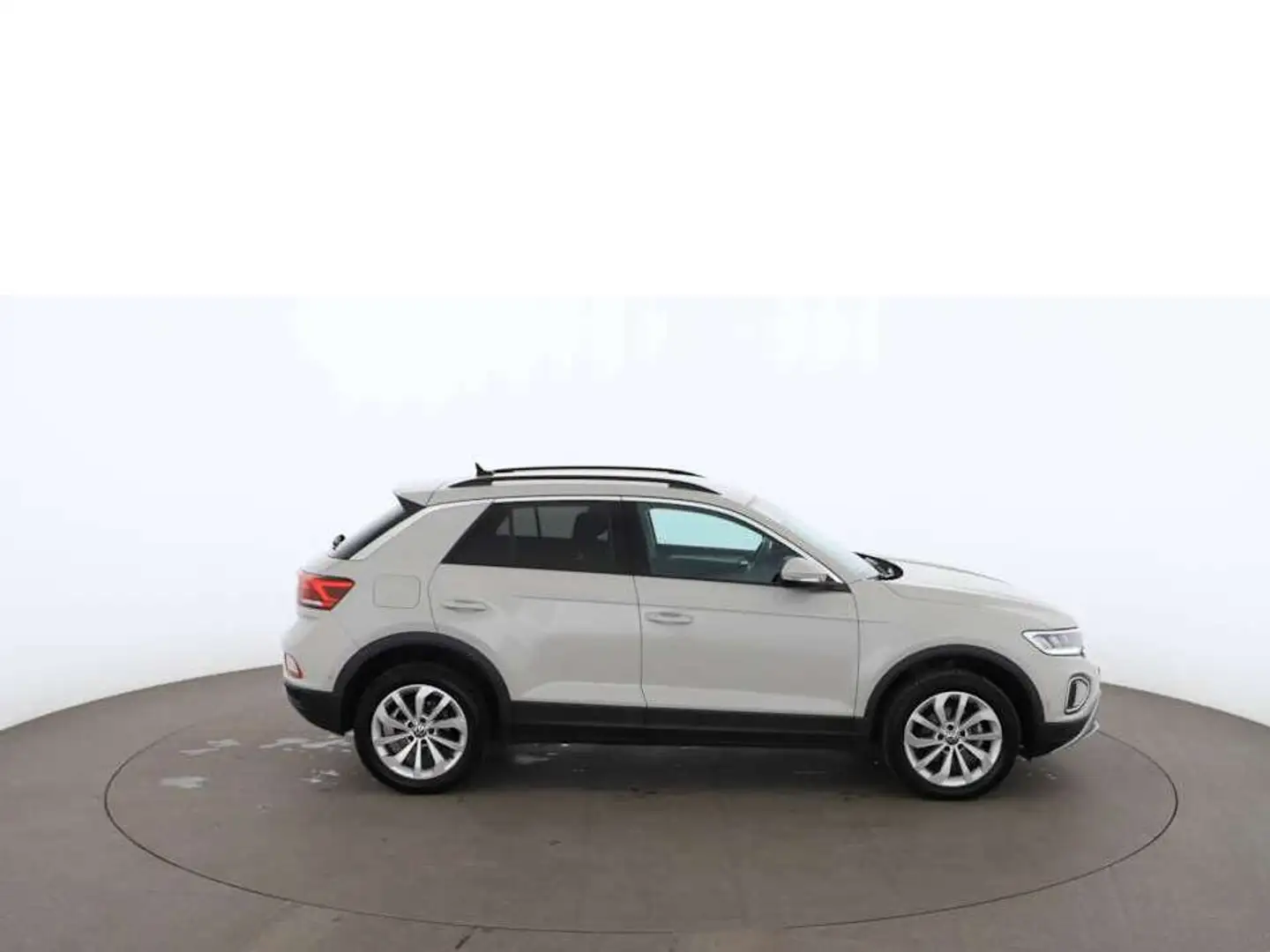 Volkswagen T-Roc 1.5 TSI Life Aut LED AHK NAVI ASSIST PDC Grau - 2