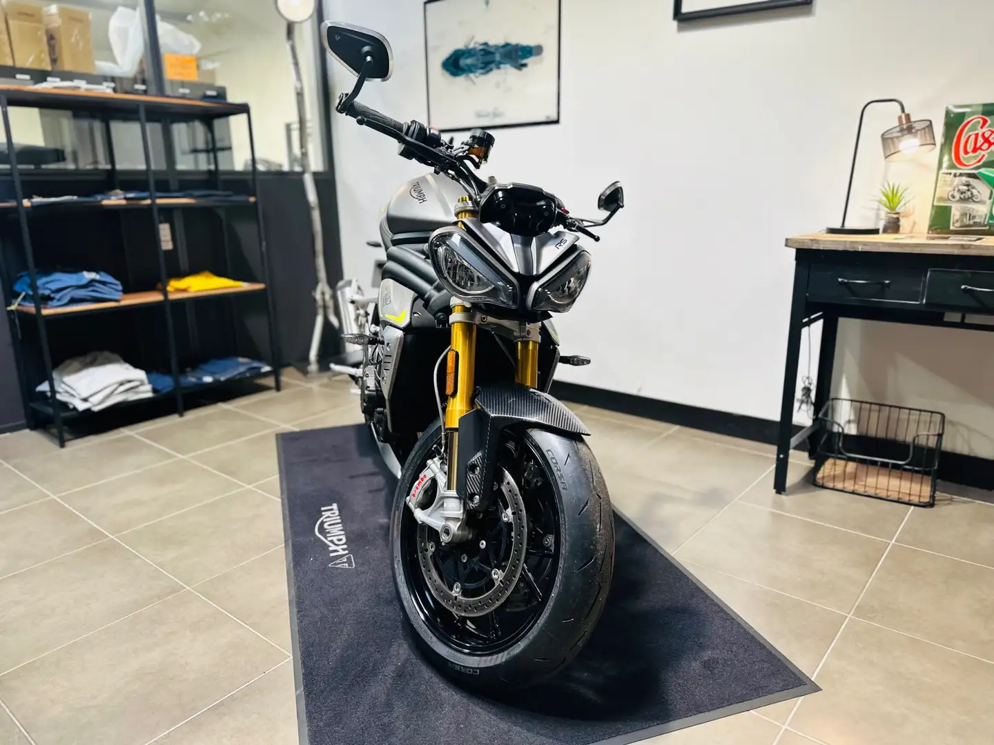 Triumph Speed Triple 1200 RS Gris - 2